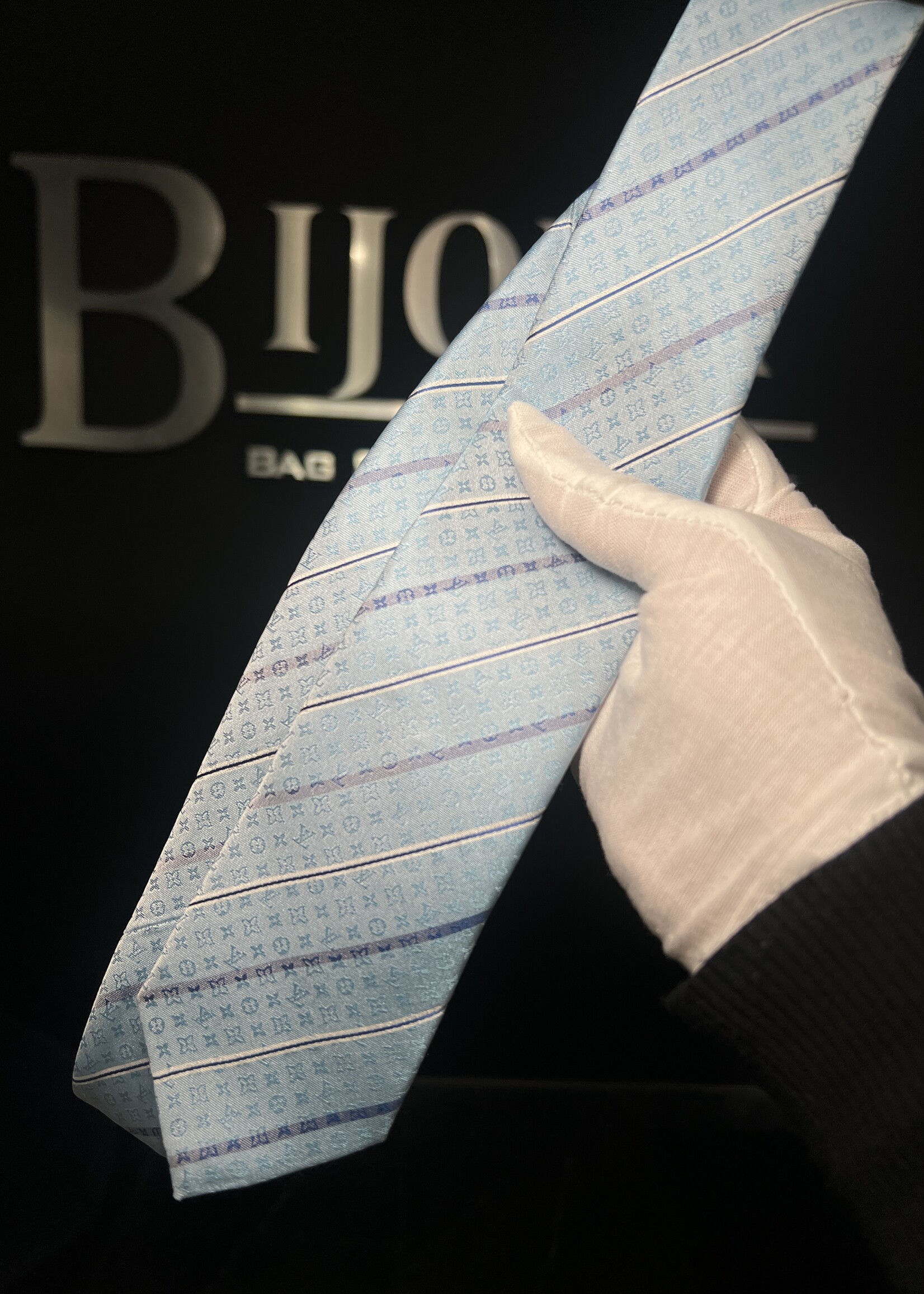 Louis Vuitton Louis Vuitton Monogram Striped Tie