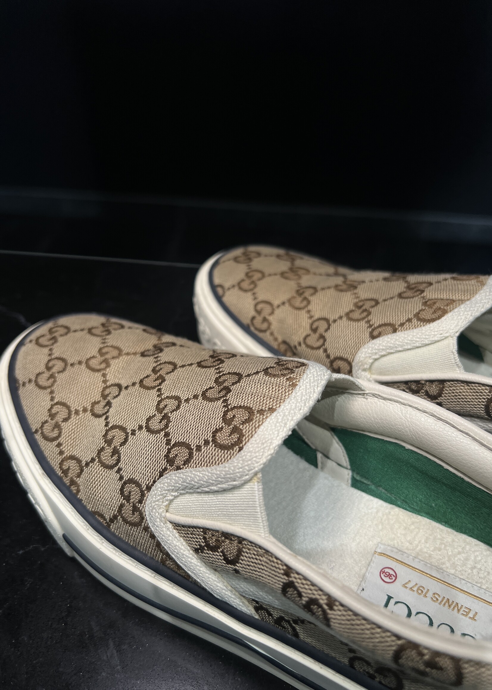 Gucci Gucci Slip On Sneakers -36