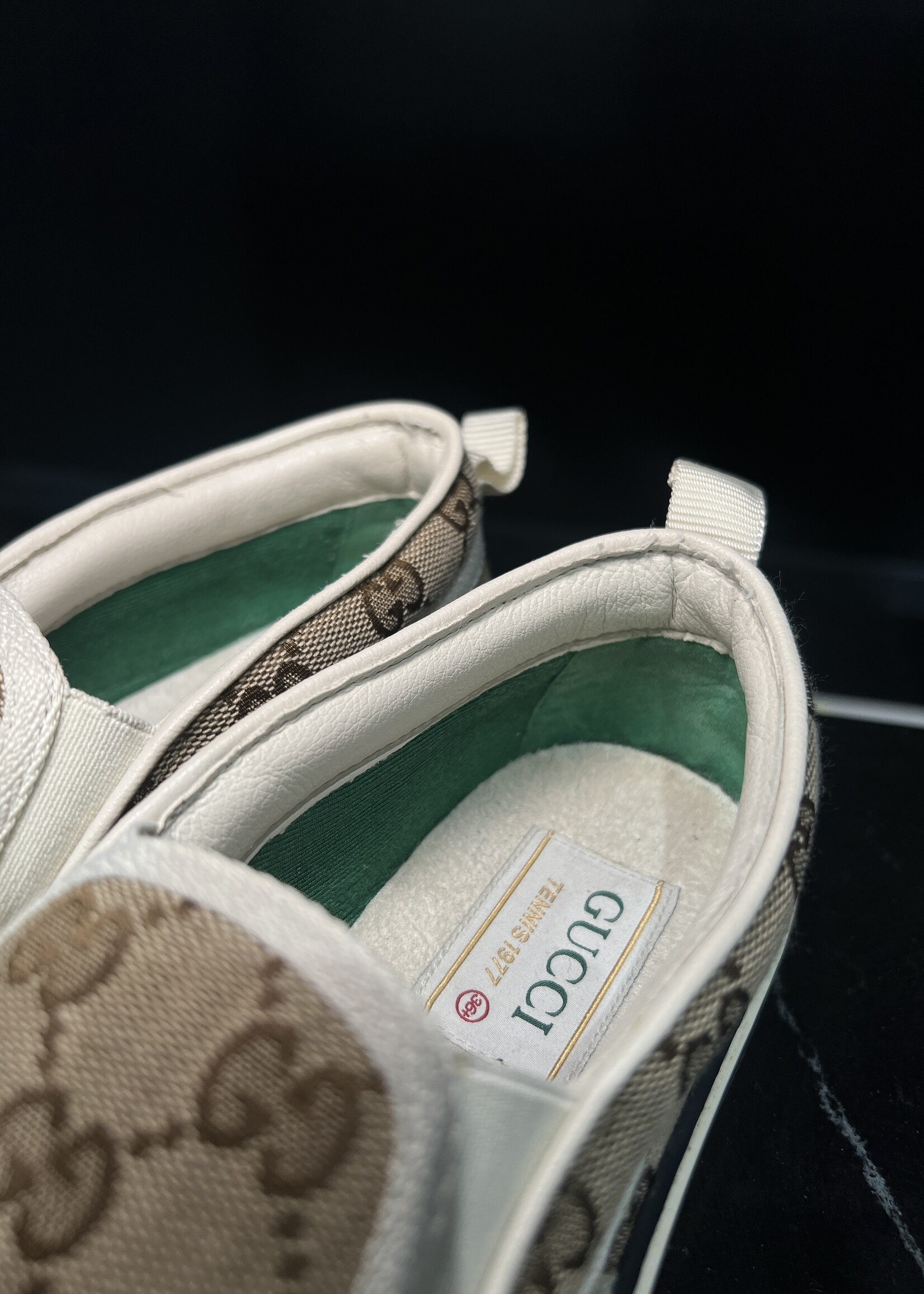Gucci Gucci Slip On Sneakers -36