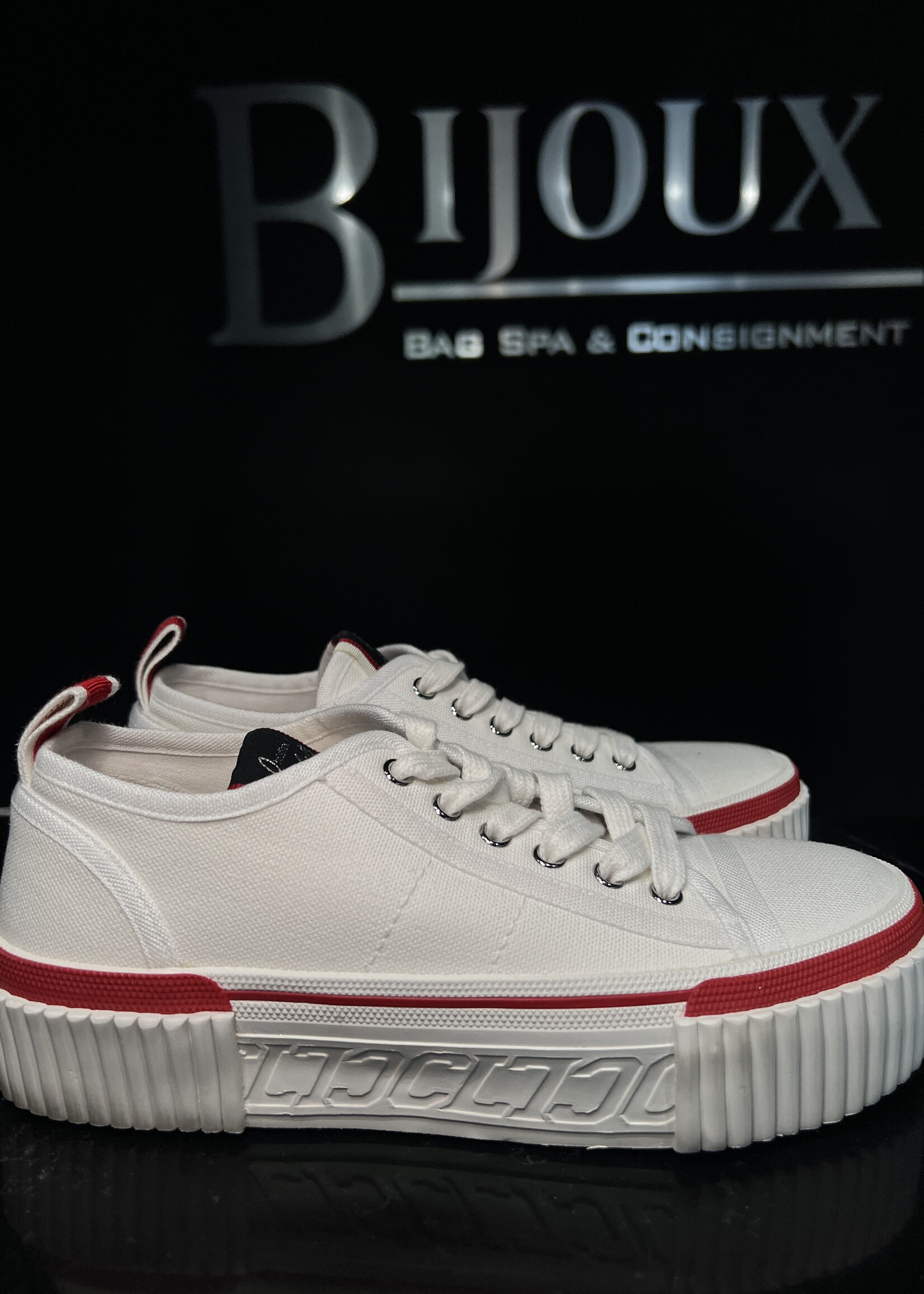 Christian Louboutin Christian Louboutin Super Pedro Canvas -38