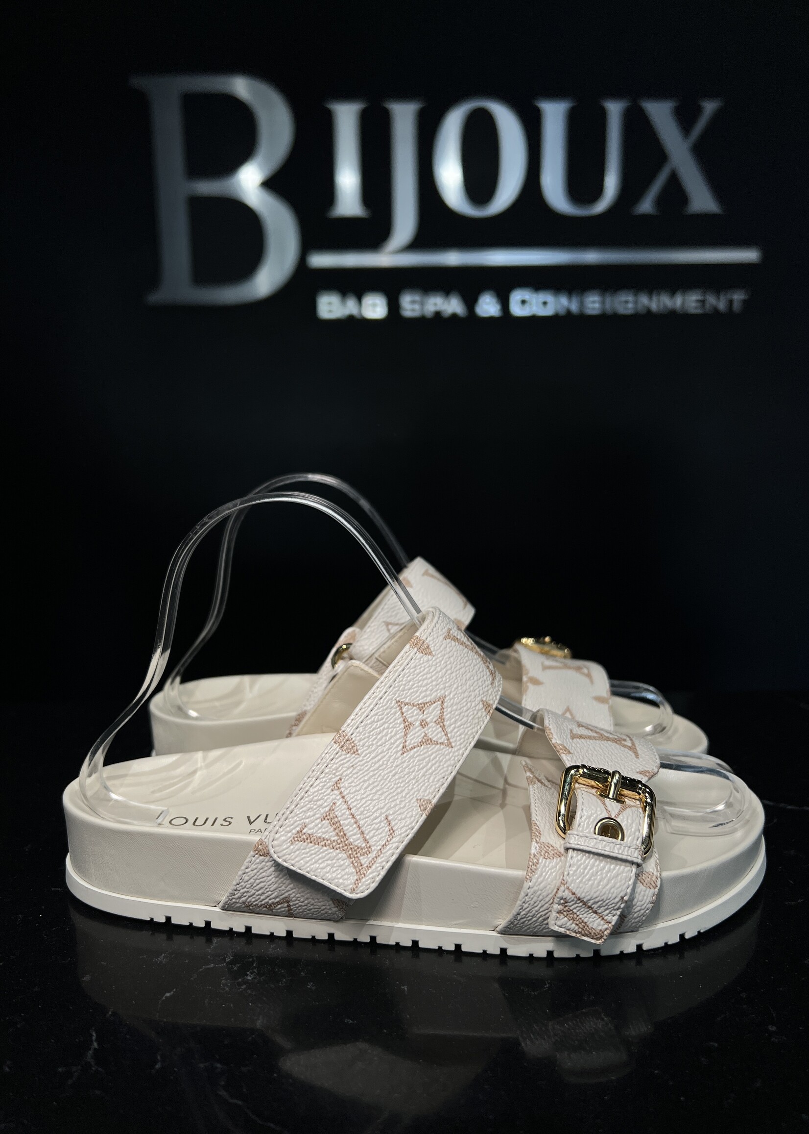 Louis Vuitton Louis Vuitton Bom Dia Sandals 37