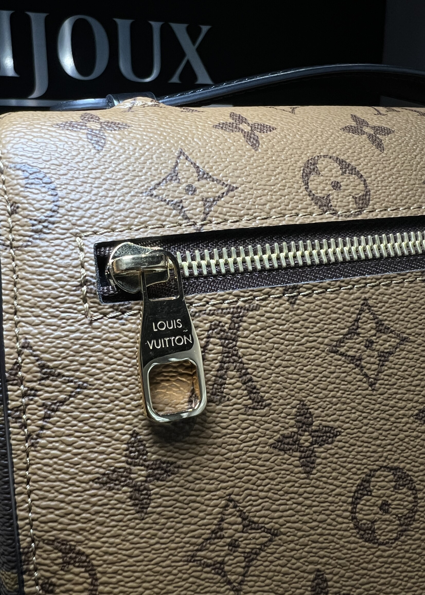Louis Vuitton SOLD- Louis Vuitton Pochette Metis Reverse
