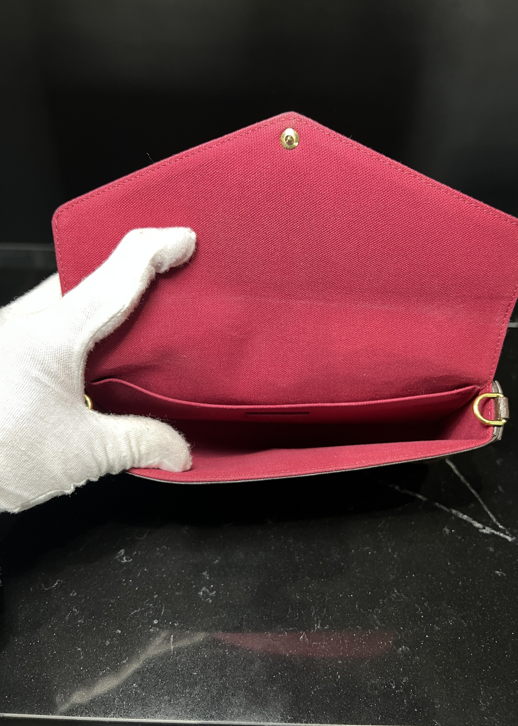 Louis Vuitton SOLD - Louis Vuitton Pochette Felicie Monogram