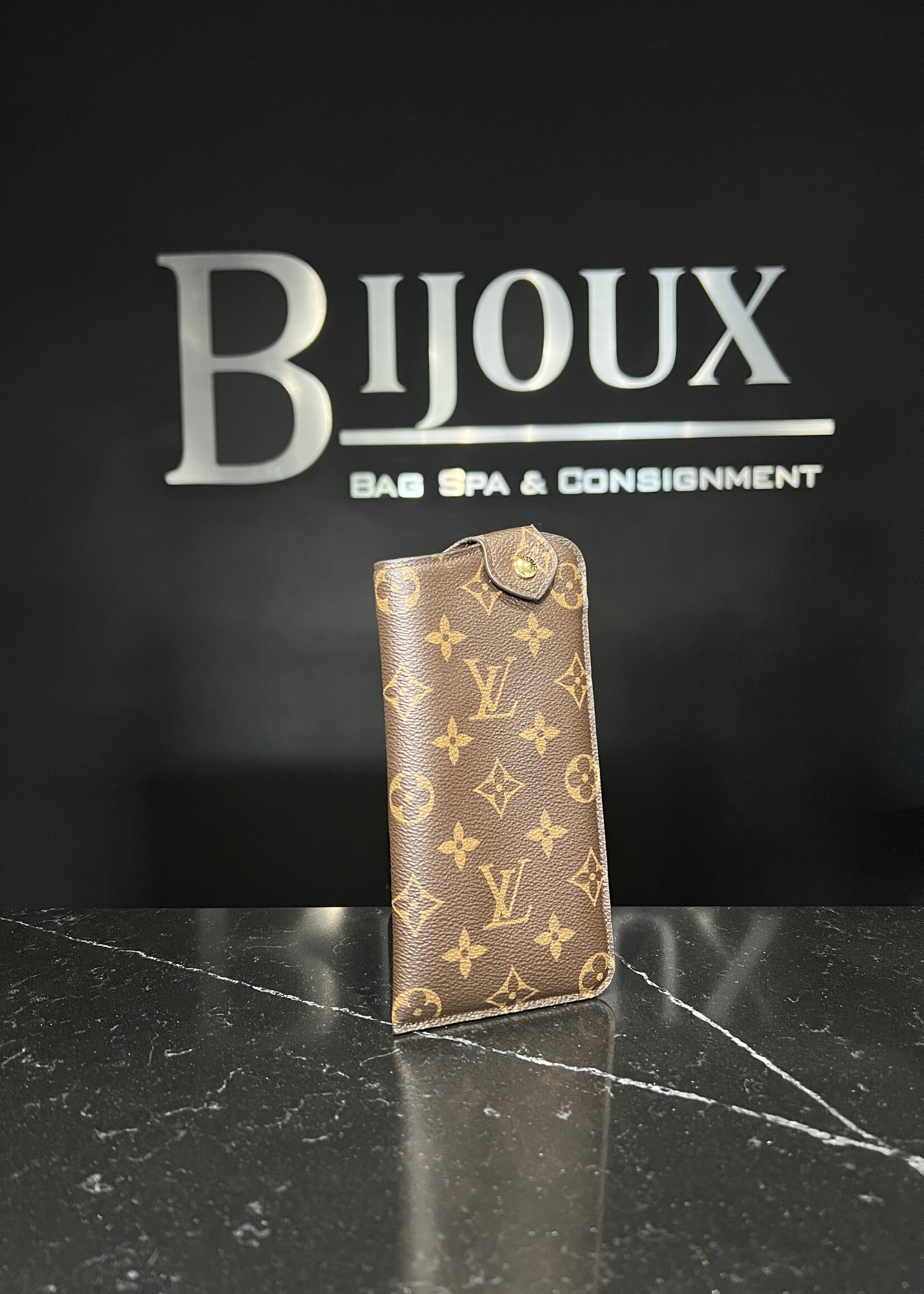 Louis Vuitton SOLD- Louis Vuitton Monogram Sunglasses Case