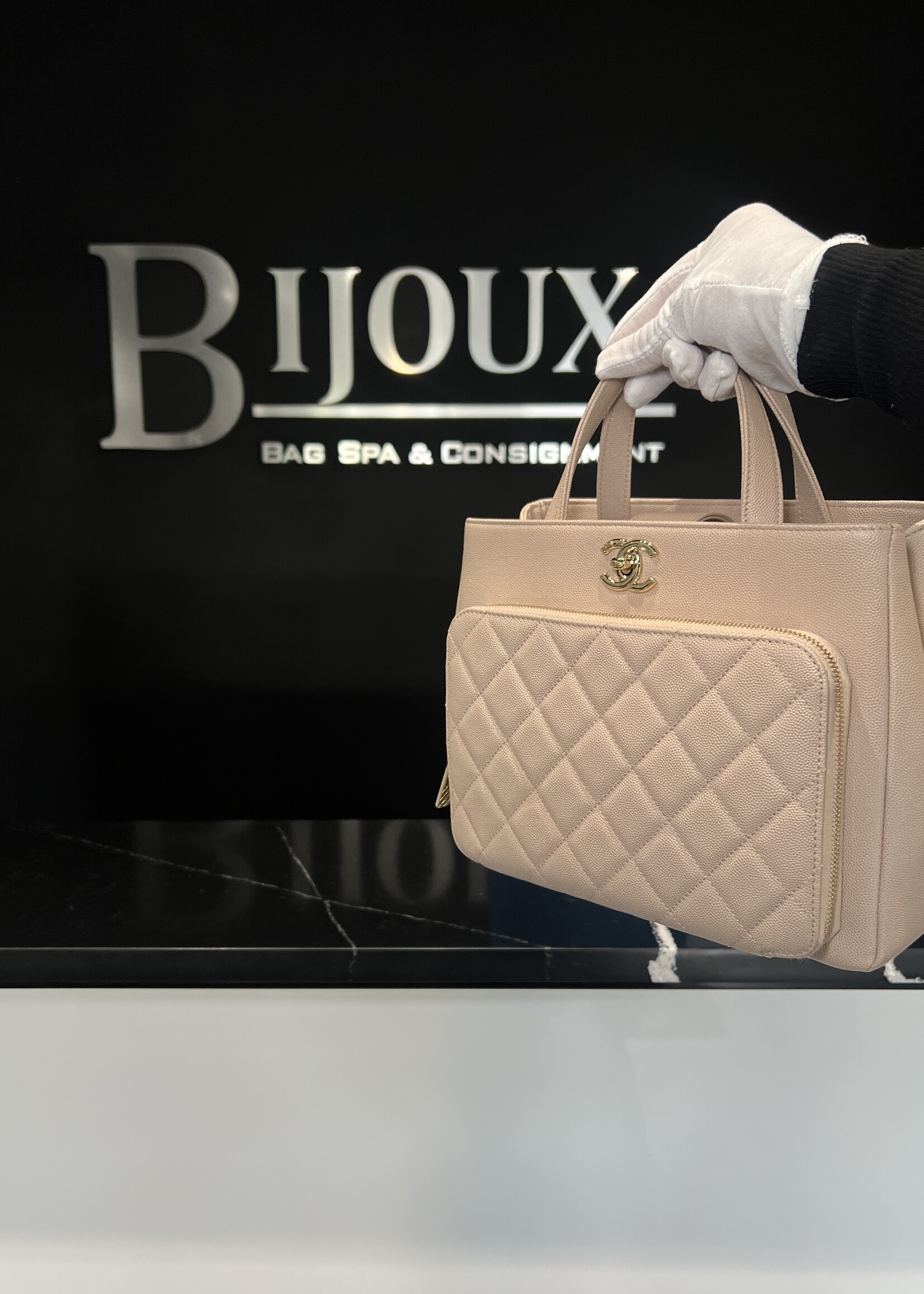 Chanel Chanel Caviar Quilted Business Affinity Tote