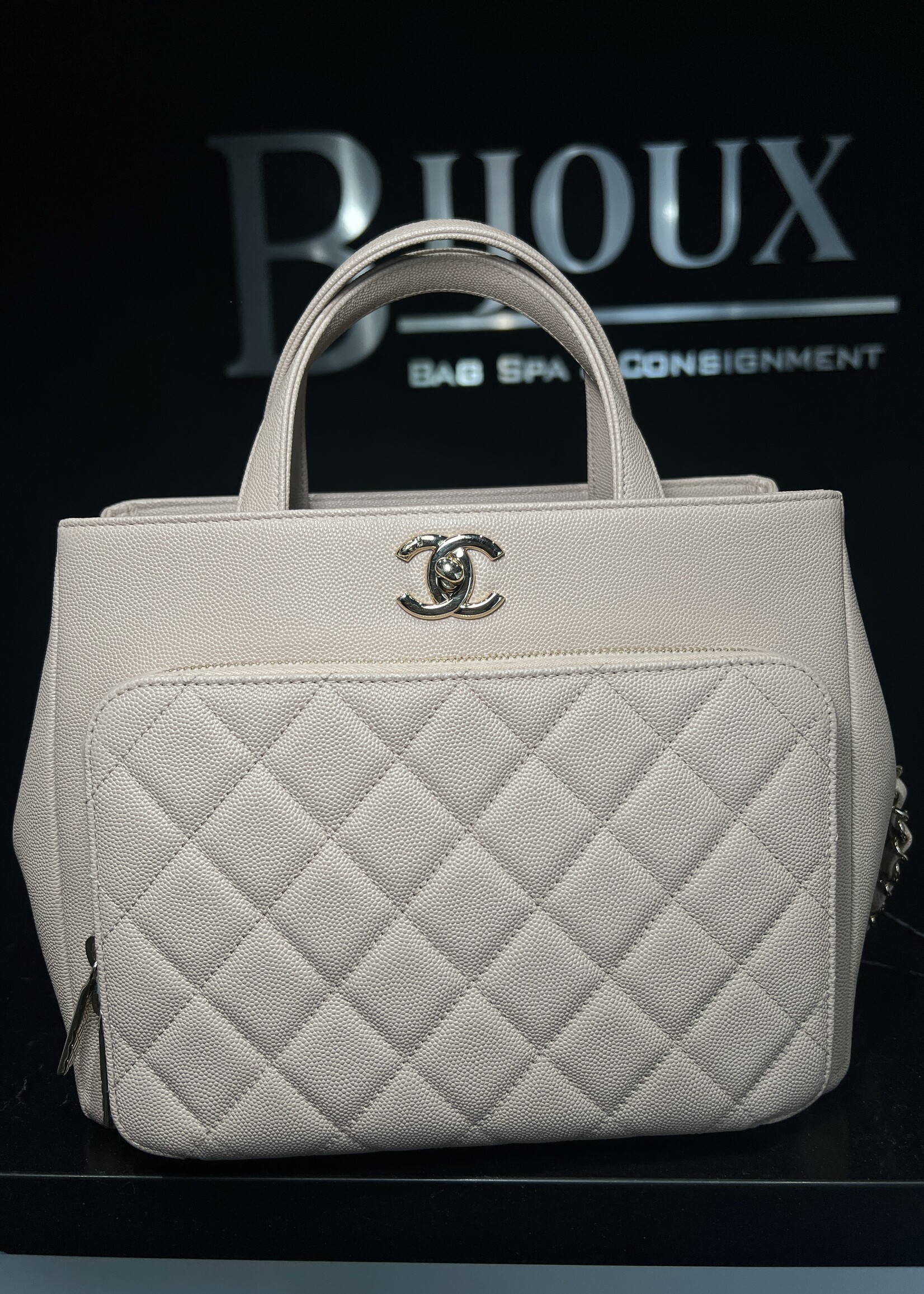 Chanel Chanel Caviar Quilted Business Affinity Tote