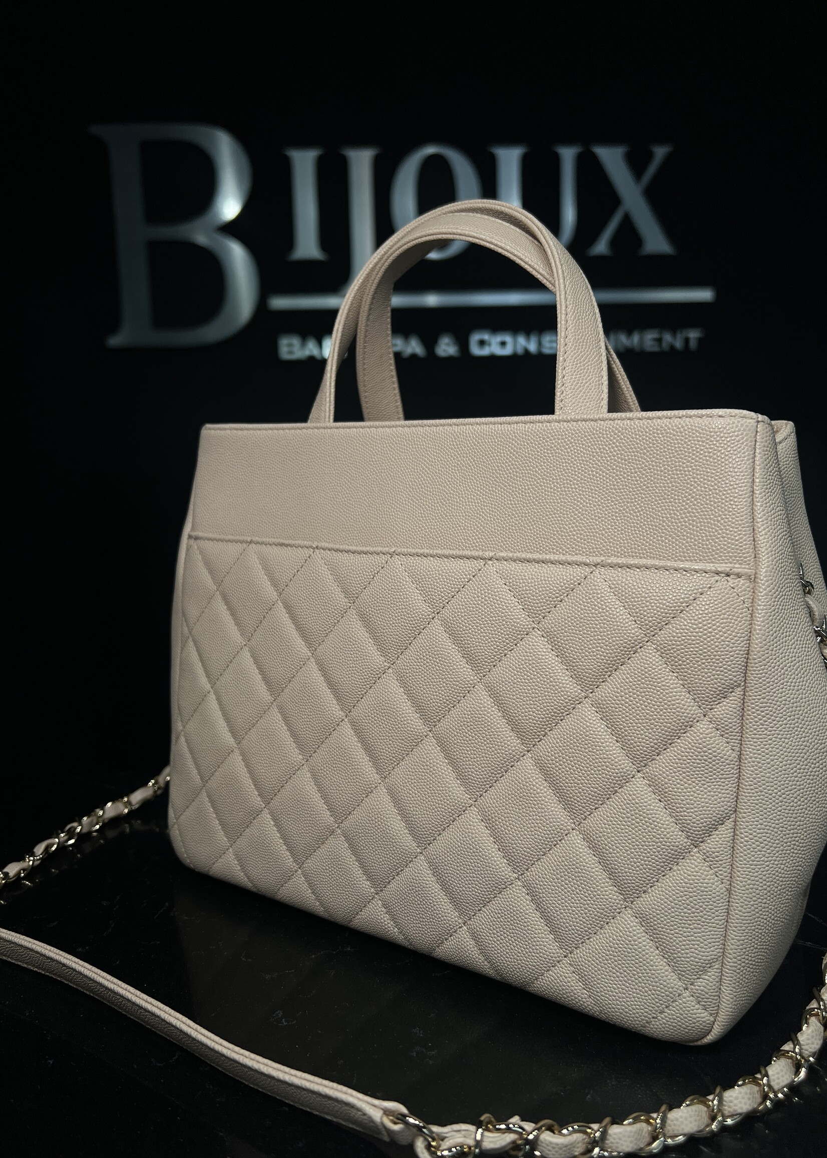 Chanel Chanel Caviar Quilted Business Affinity Tote