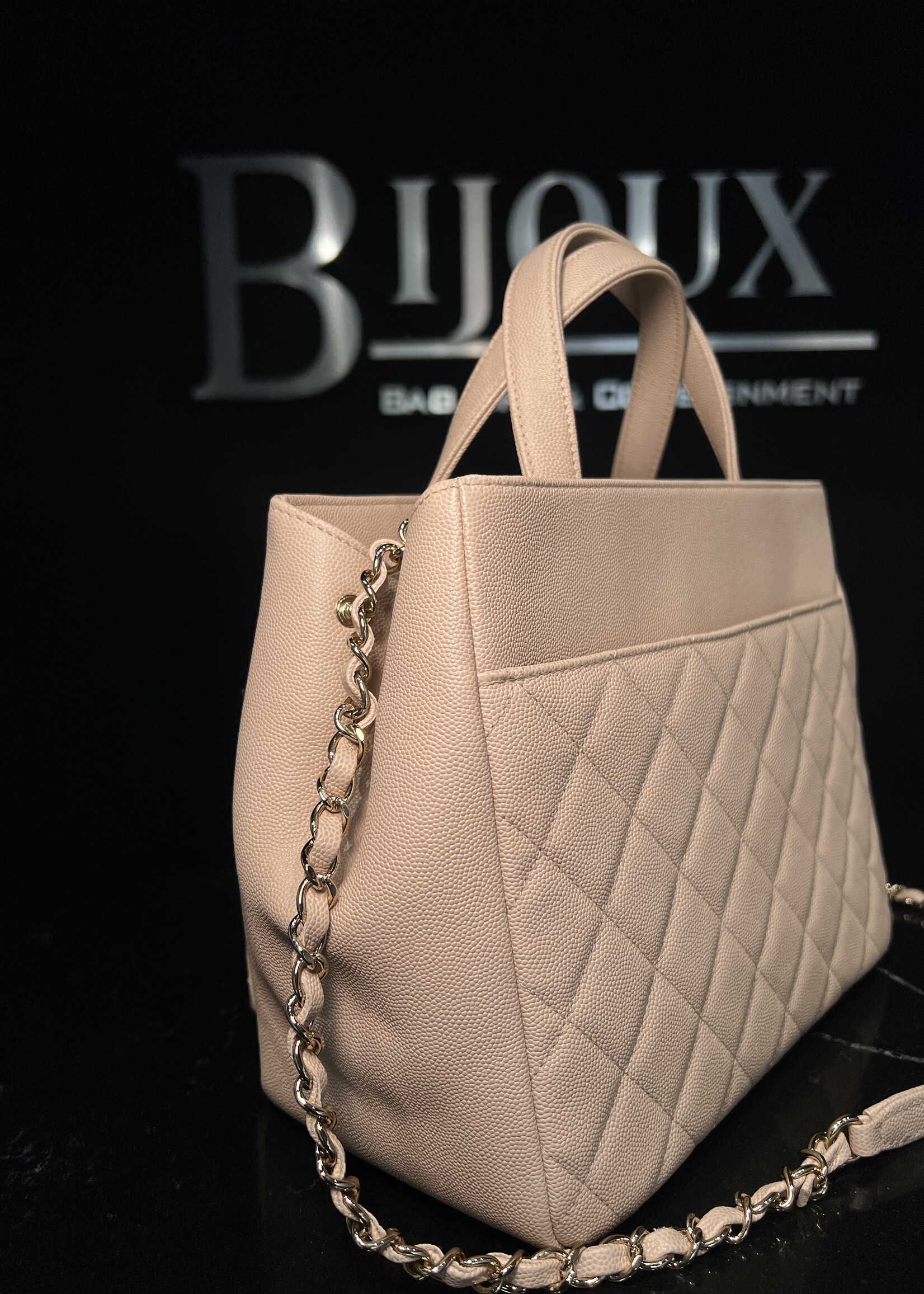 Chanel Chanel Caviar Quilted Business Affinity Tote
