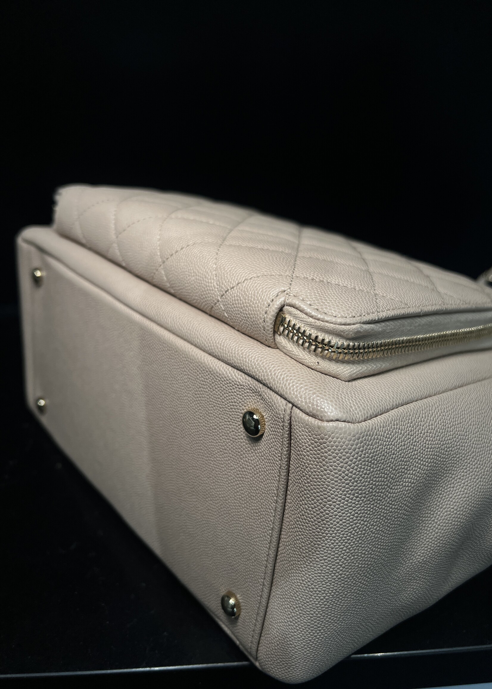 Chanel Chanel Caviar Quilted Business Affinity Tote