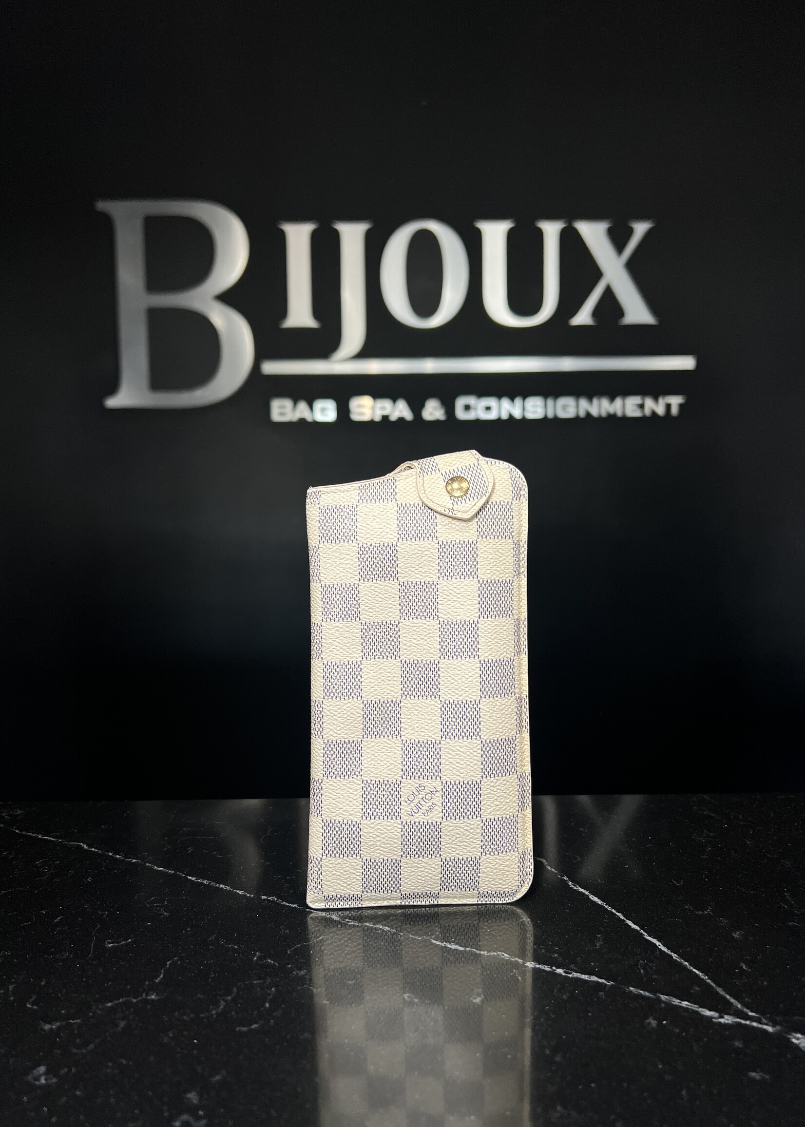 Louis Vuitton Louis Vuitton Damier Azur Sunglasses Case
