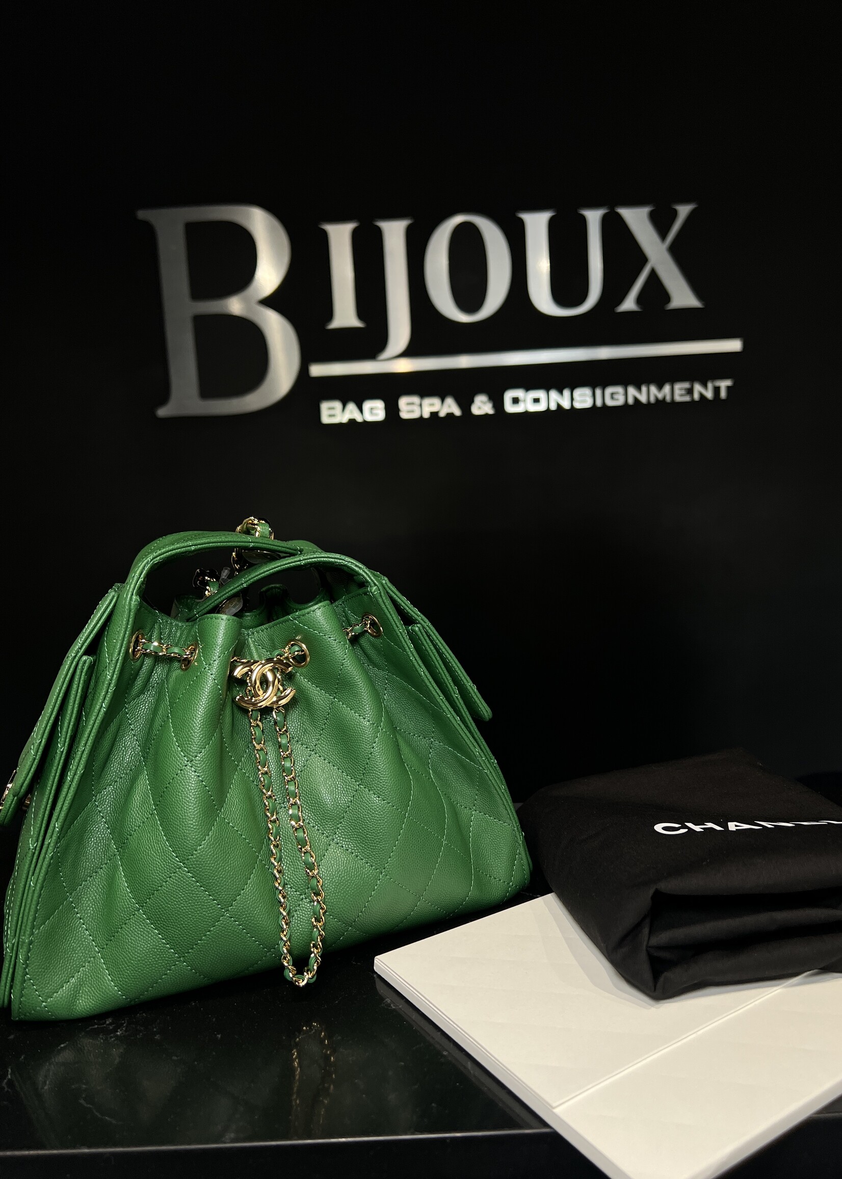 Chanel Chanel 25 Small Green Caviar