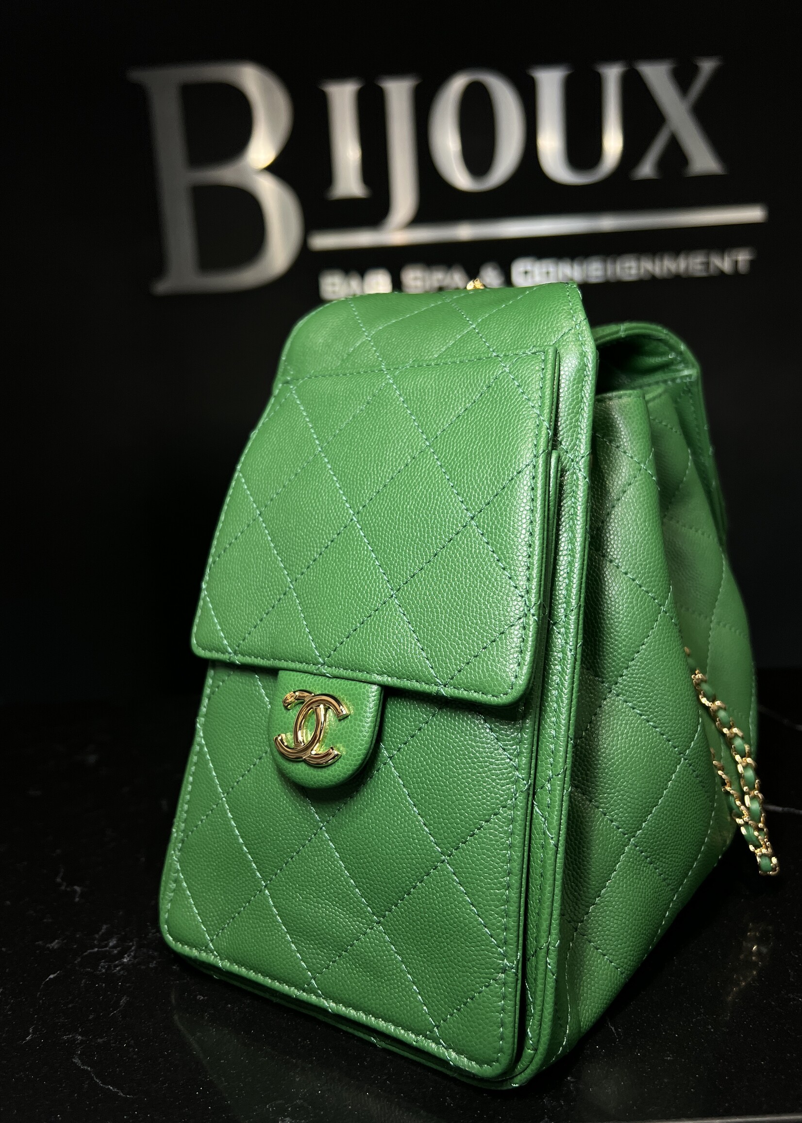 Chanel Chanel 25 Small Green Caviar