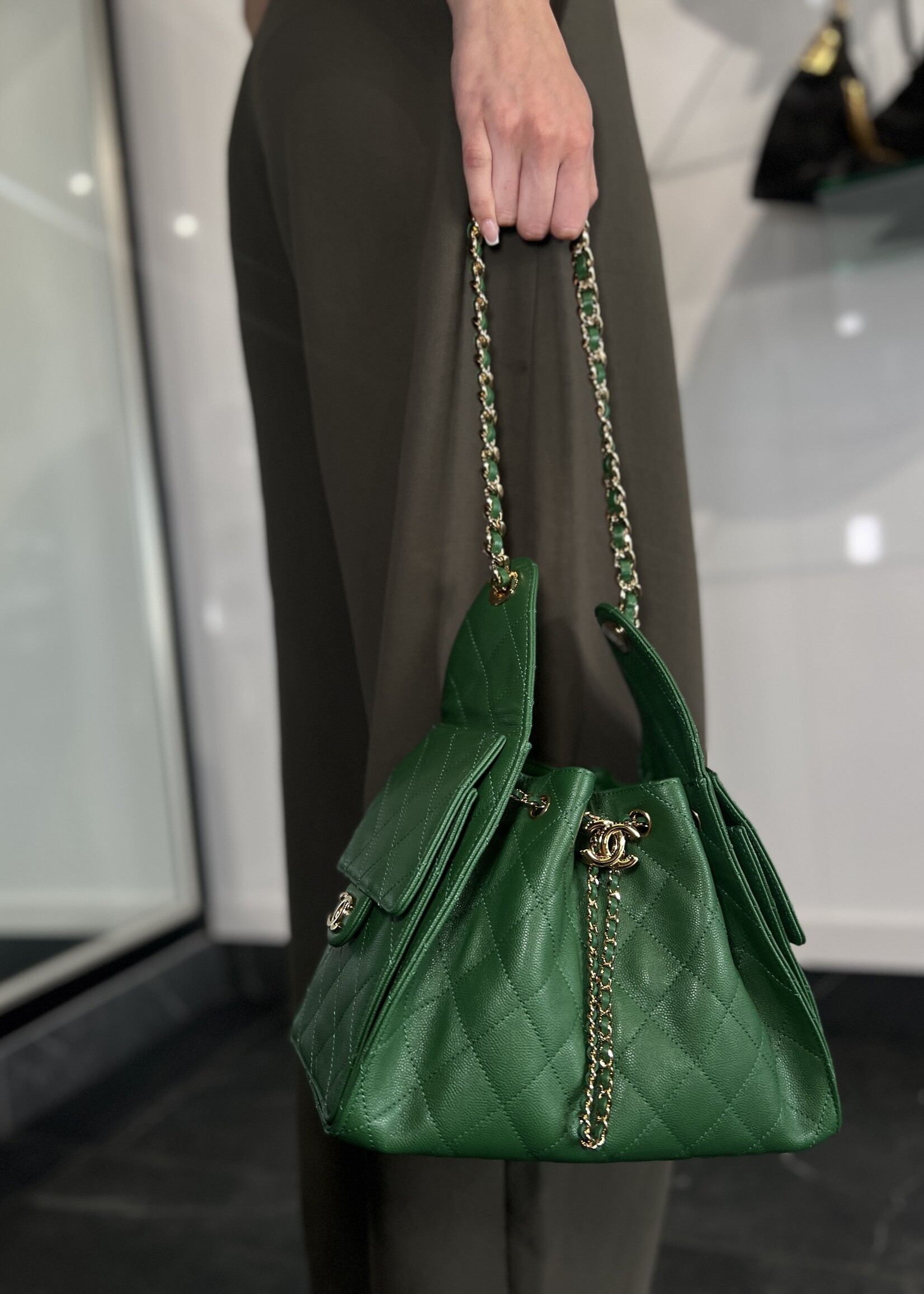Chanel Chanel 25 Small Green Caviar