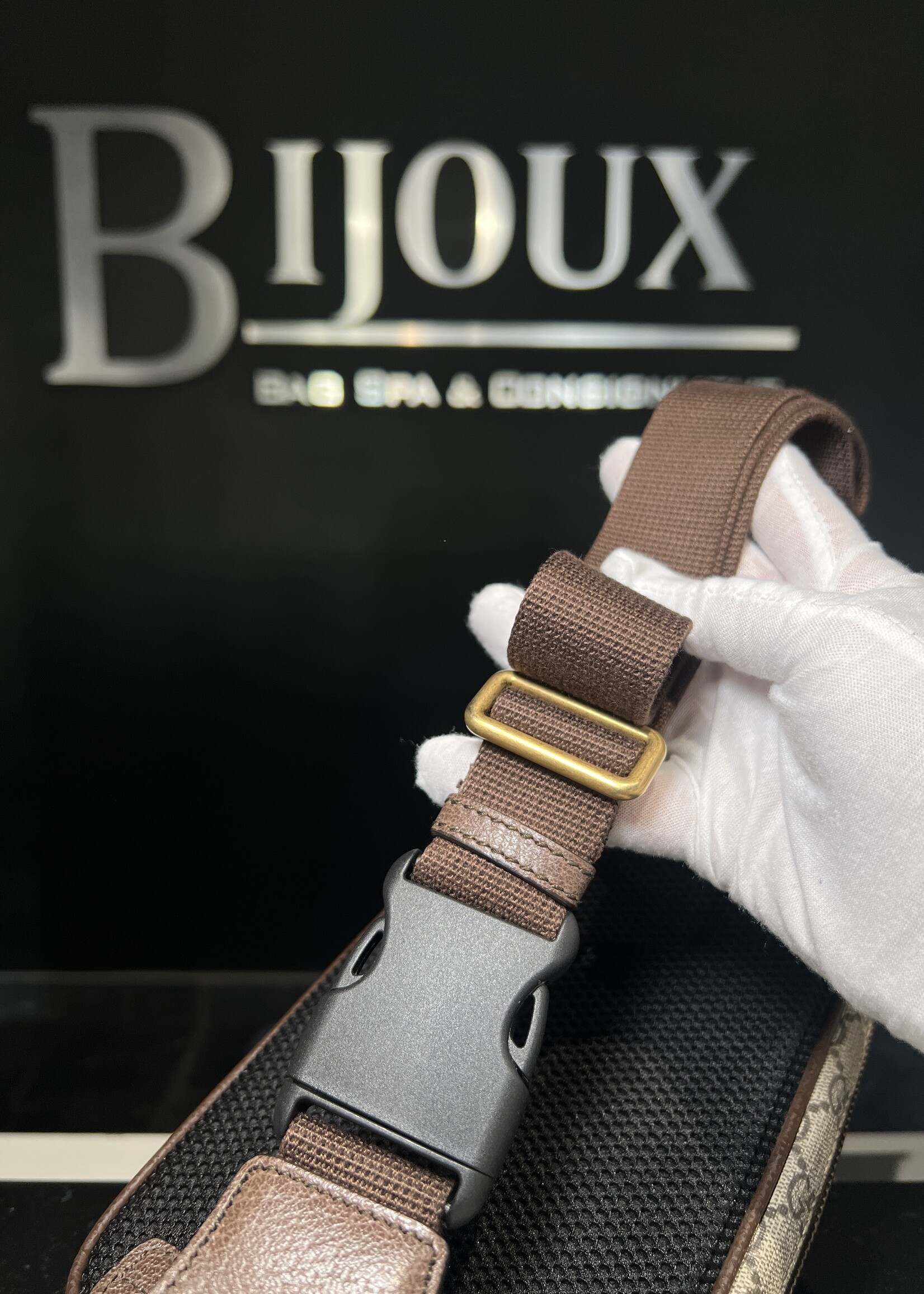 Gucci SOLD - Gucci Medium Ophidia Belt Bag