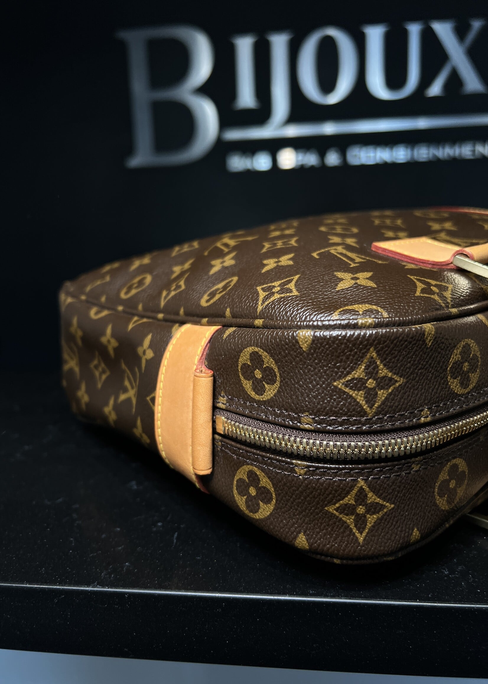 Louis Vuitton Louis Vuitton Bosphore Monogram