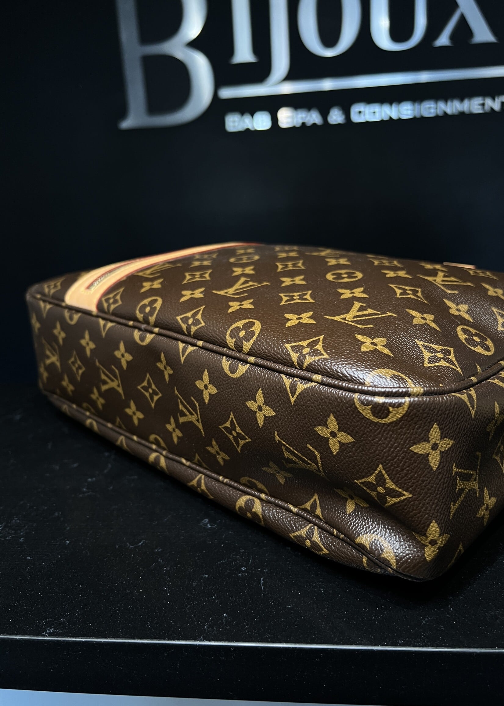 Louis Vuitton Louis Vuitton Bosphore Monogram