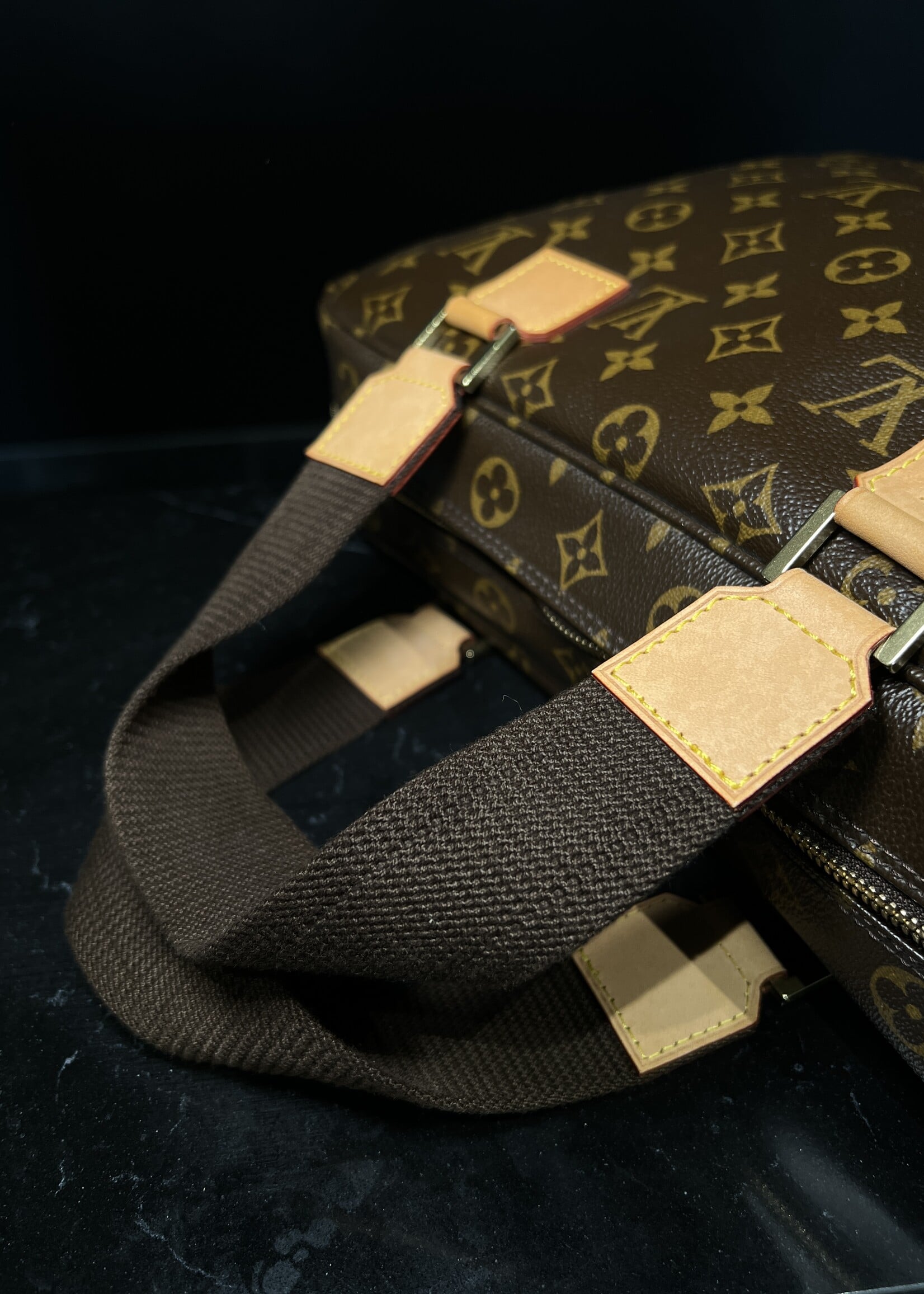 Louis Vuitton Louis Vuitton Bosphore Monogram