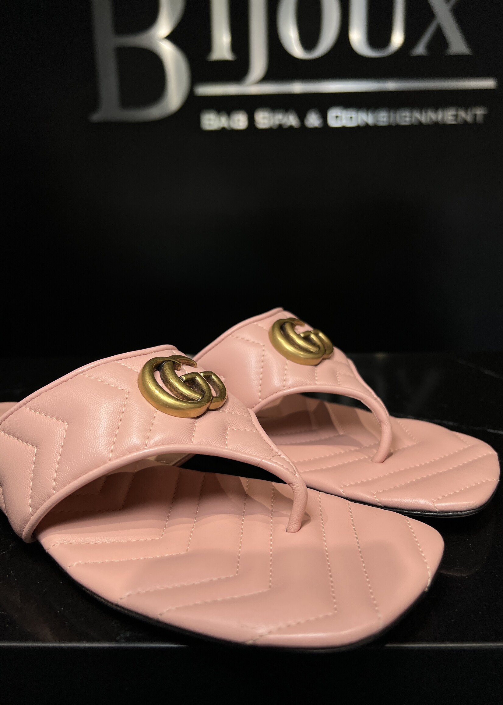 Gucci Gucci Nappa Charlotte Double G Marmont Thong  Pink Sandals - 38