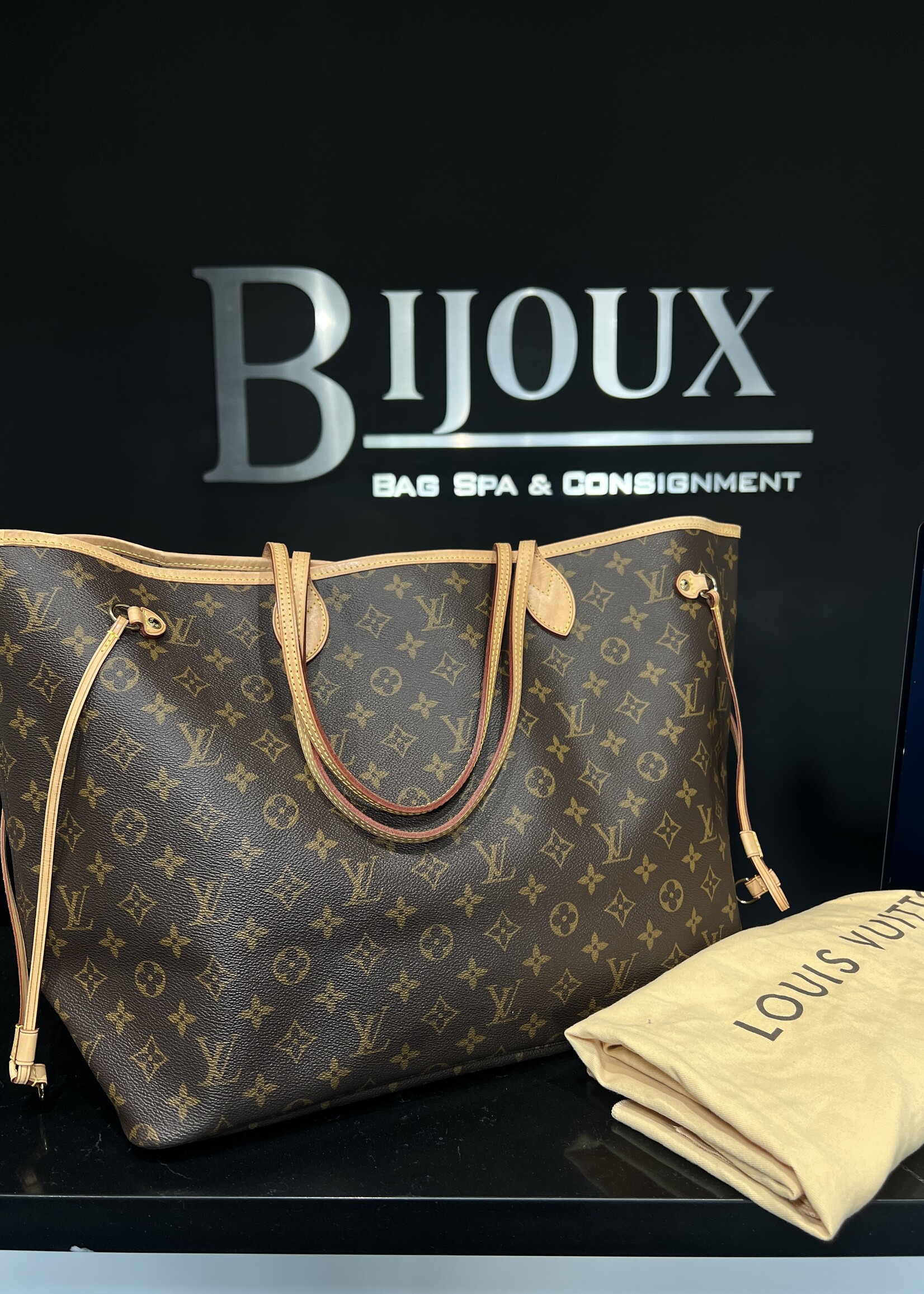 Louis Vuitton SOLD- Louis Vuitton Neverfull Monogram GM