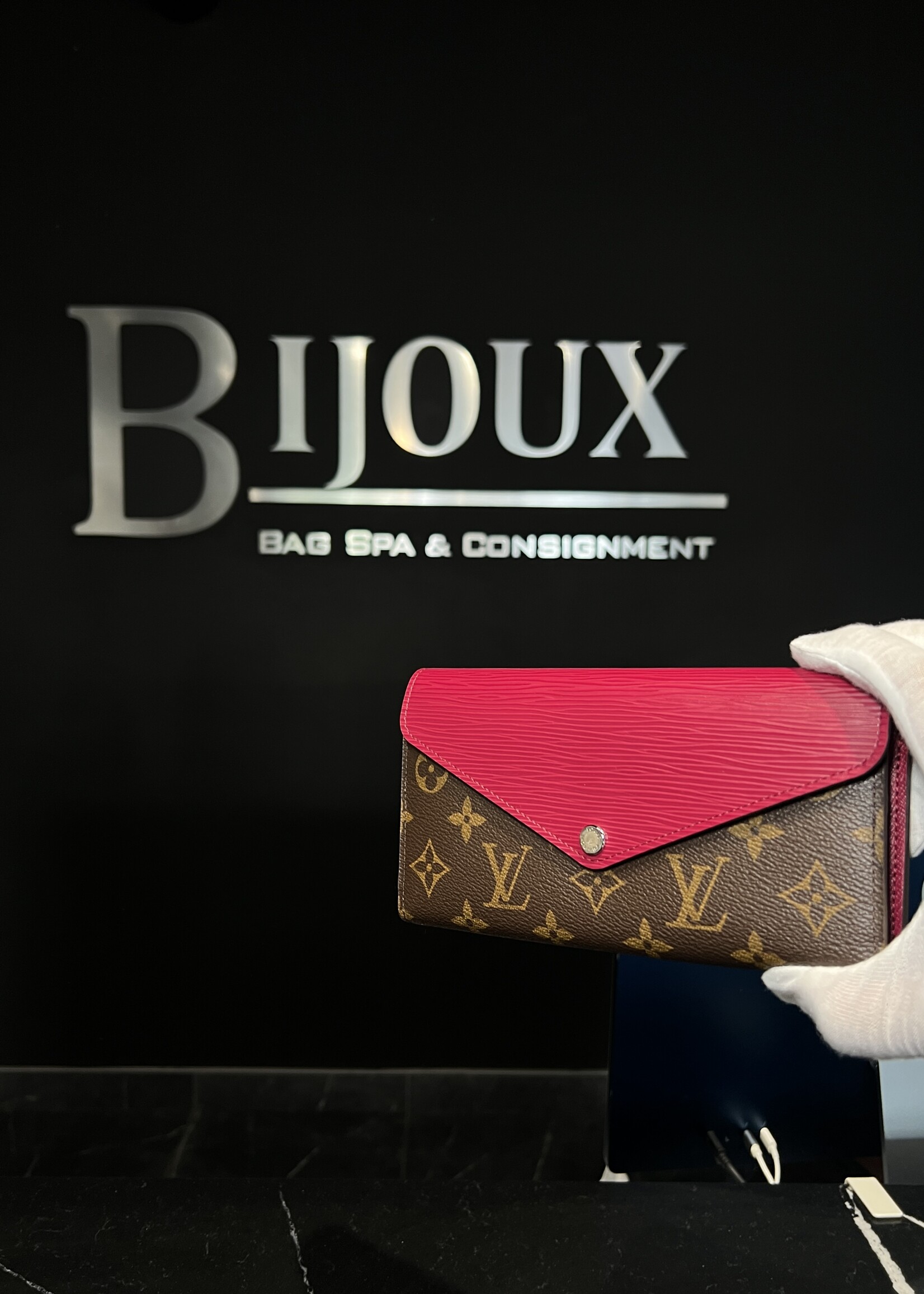 Louis Vuitton Louis Vuitton Monogram Epi Marie-Lou Long Wallet