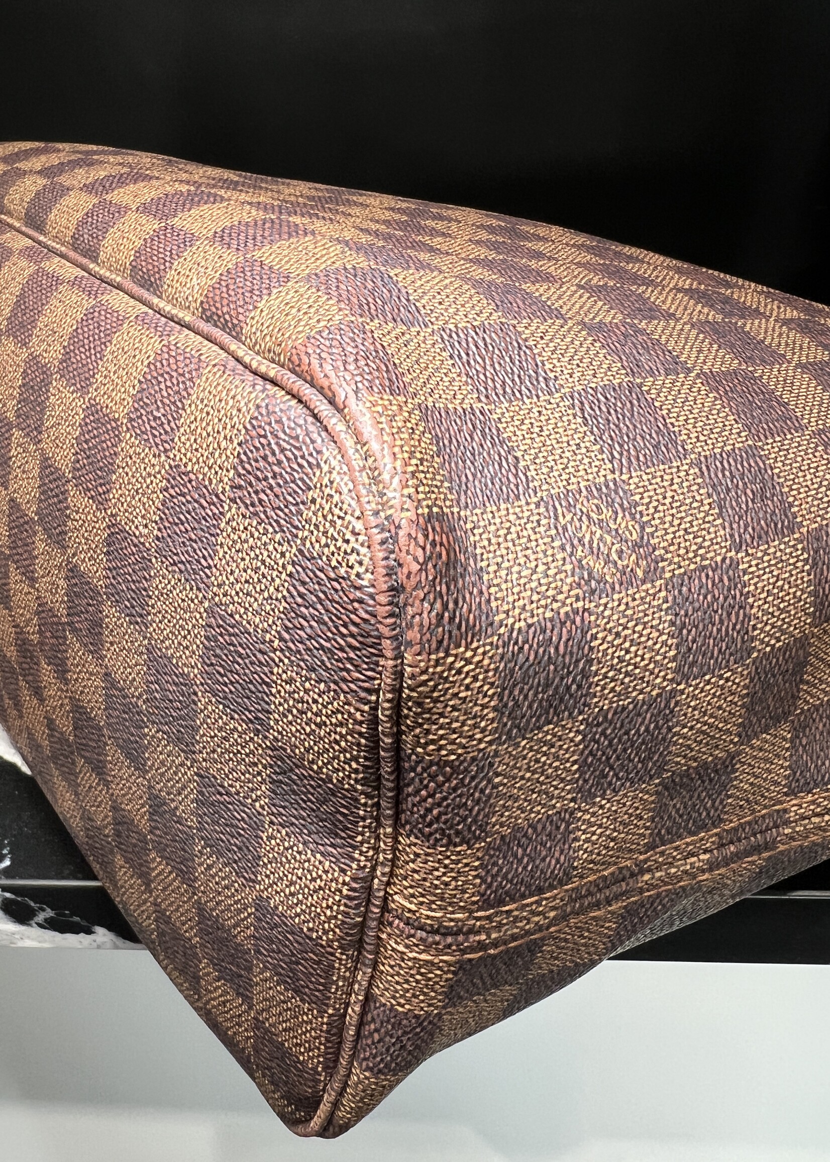 Louis Vuitton Louis Vuitton Neverfull MM Damier Ebene