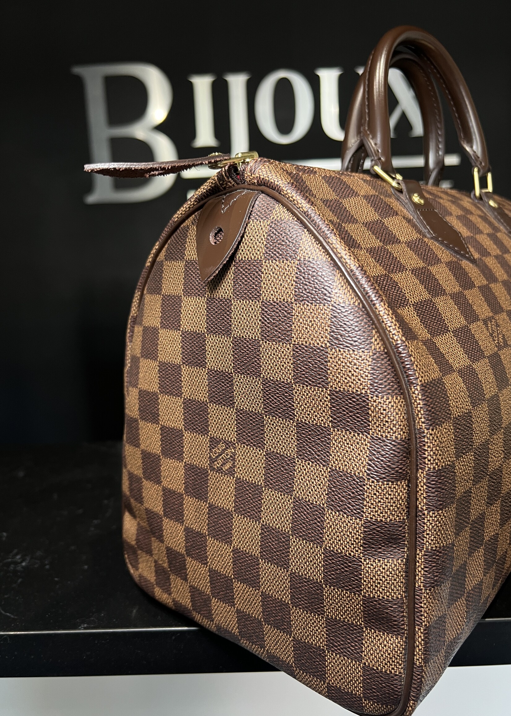 Louis Vuitton SOLD - Louis Vuitton Damier Speedy 35