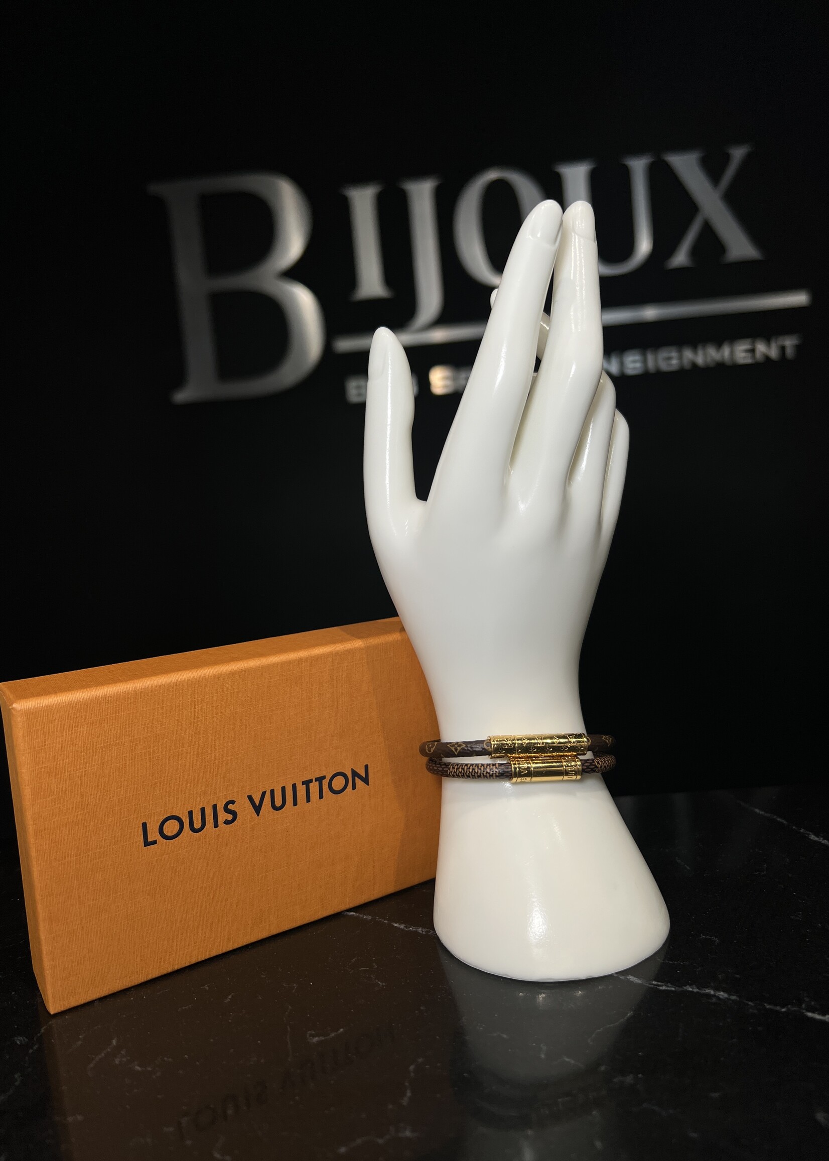 Louis Vuitton SOLD - Louis Vuitton Bracelet 2 Set Confidential M/D