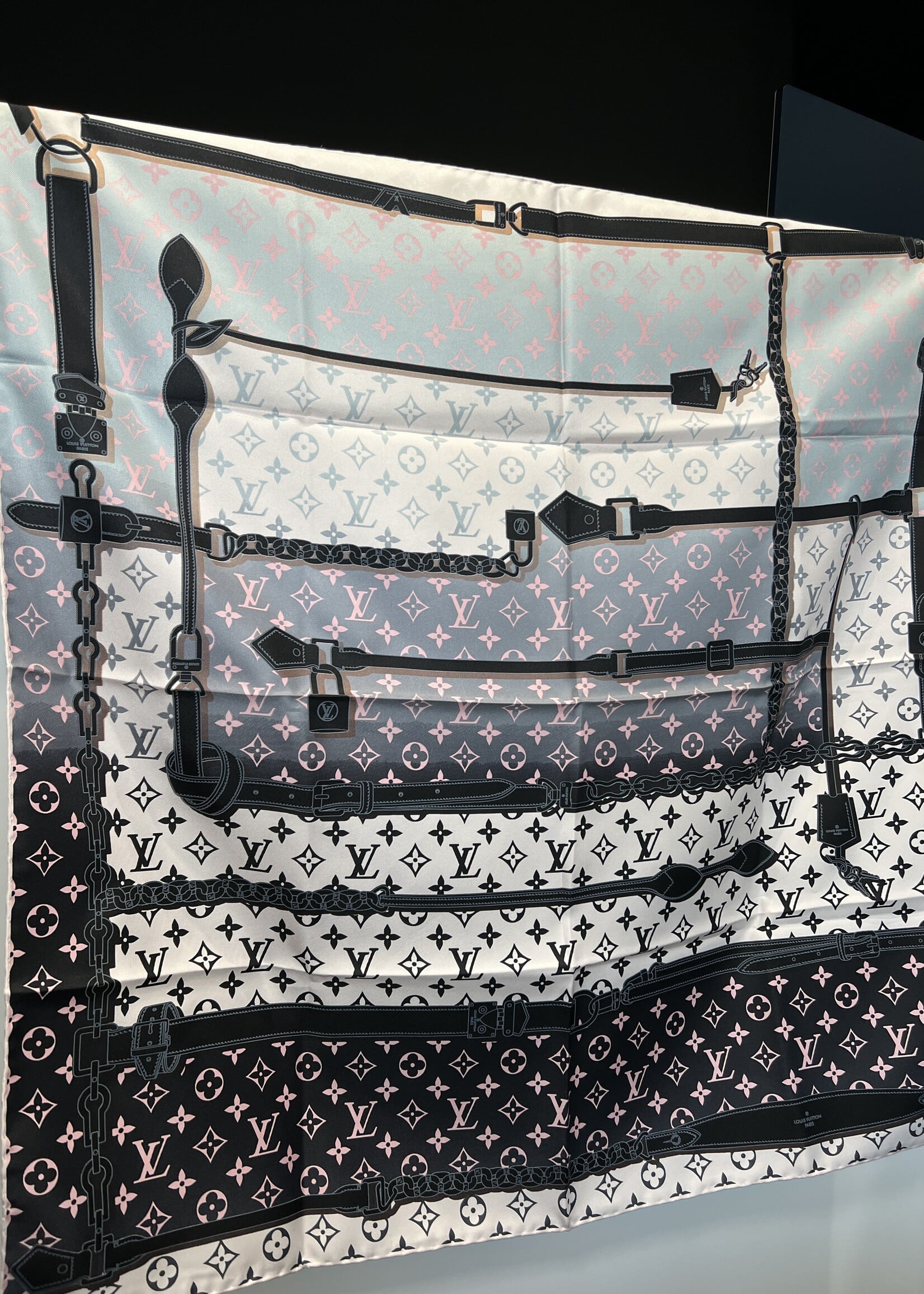 Louis Vuitton Louis Vuitton 70 Monogram Confidential Square Scarf