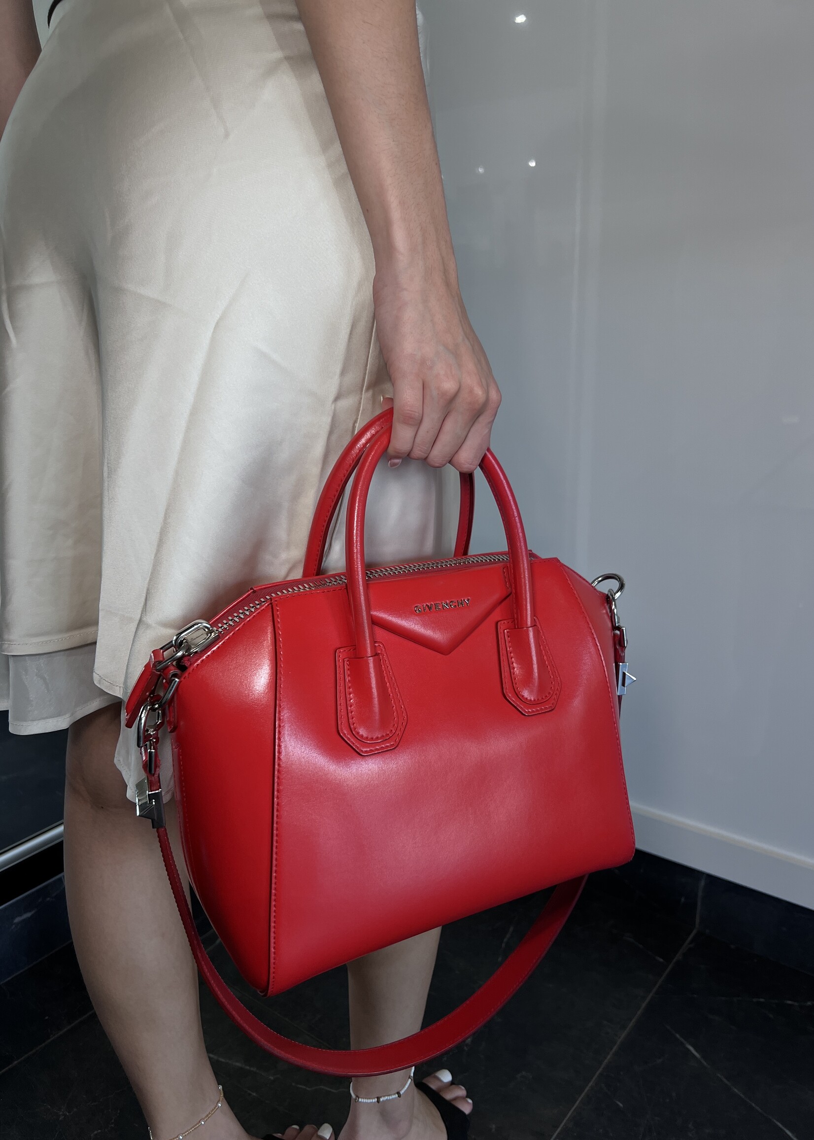 Givenchy SOLD- Givenchy Antigona Red