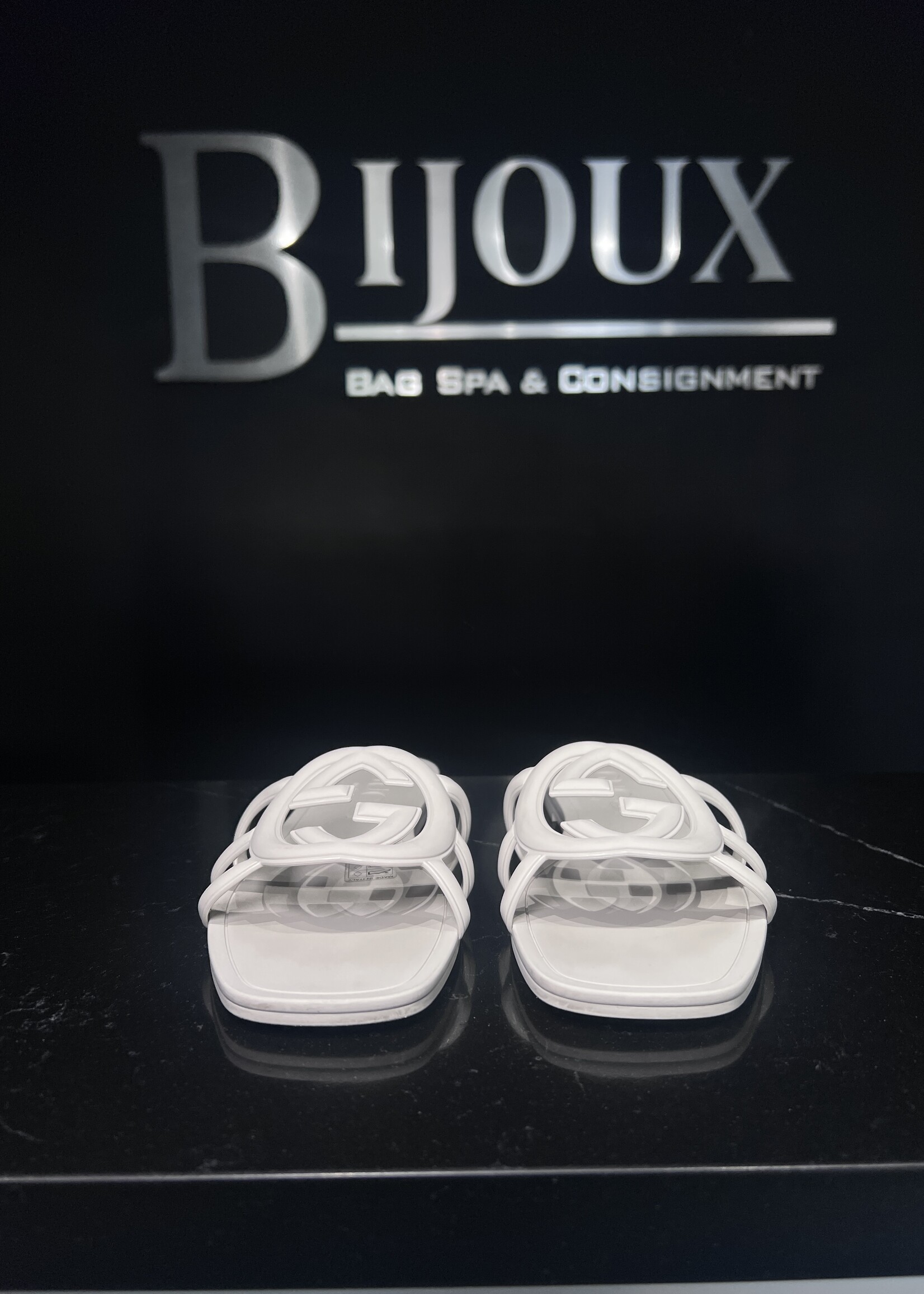 Gucci Gucci Interlocking G Slide Sandals -38