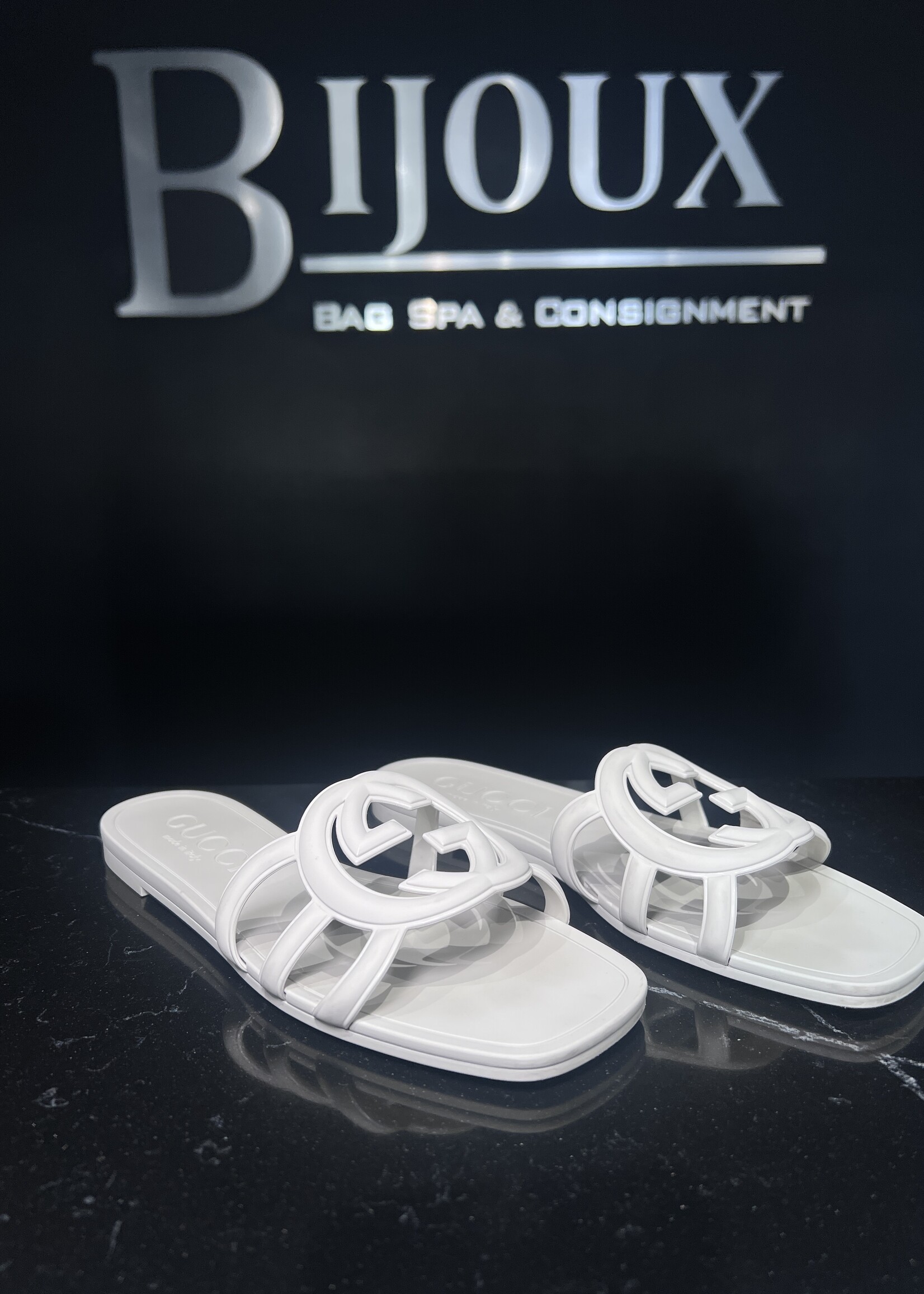 Gucci Gucci Interlocking G Slide Sandals -38