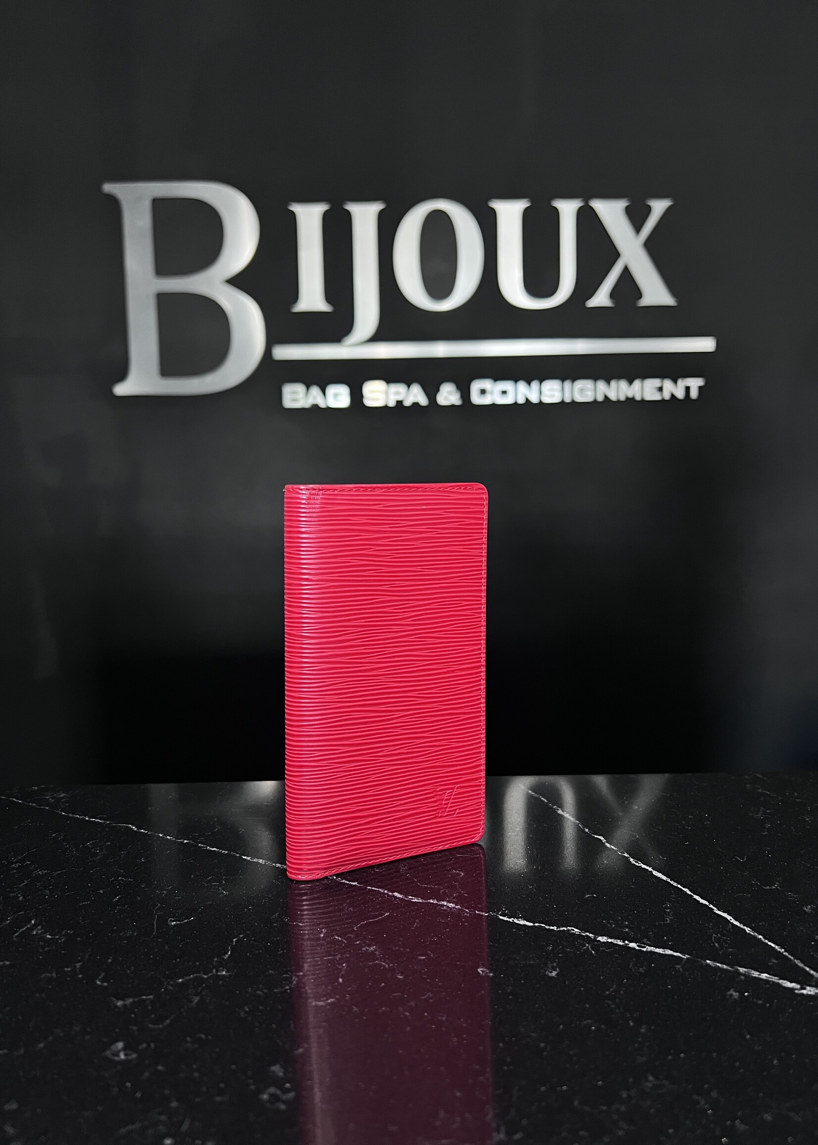 Louis Vuitton Louis Vuitton Epi Red Bifold Wallet