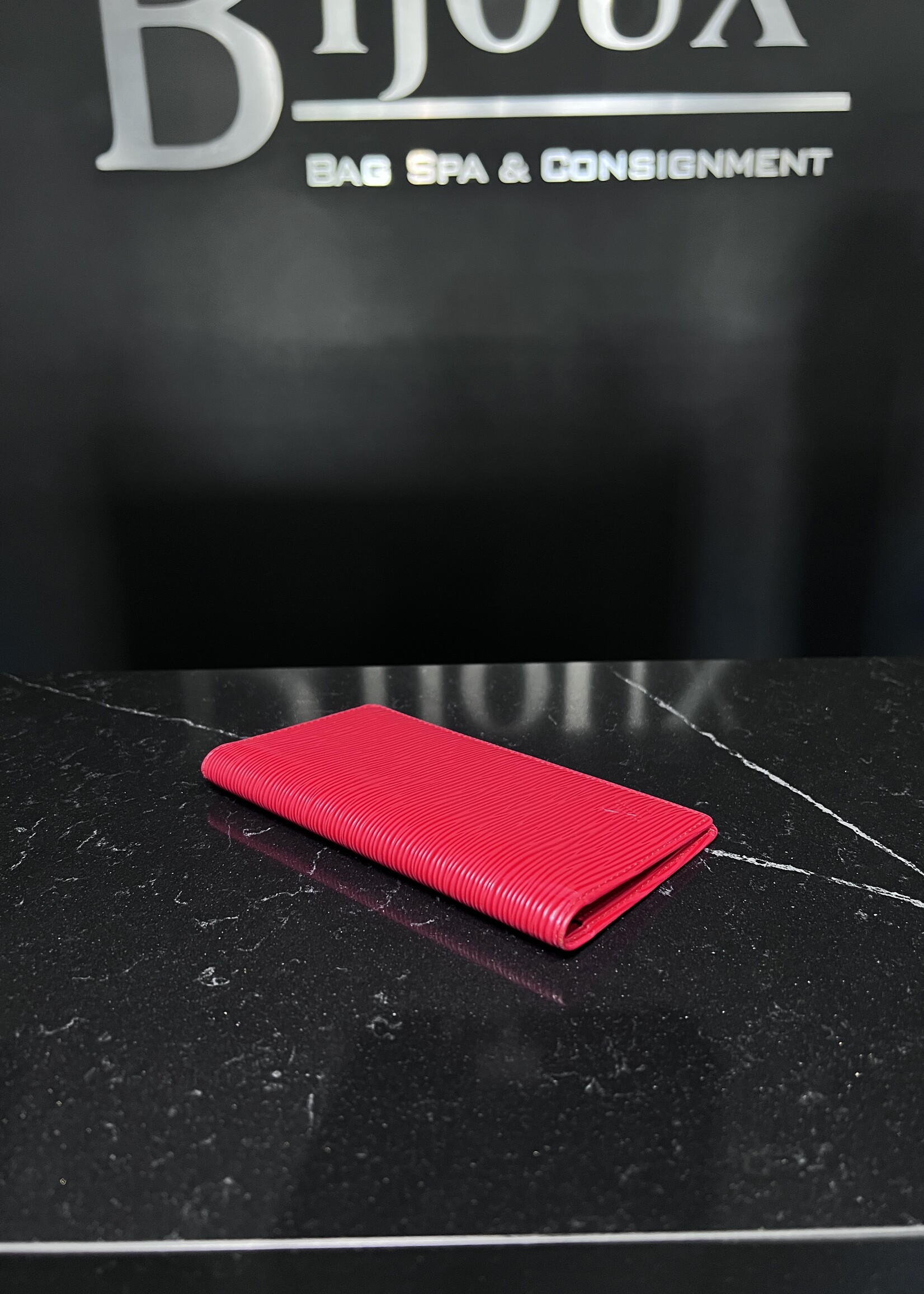 Louis Vuitton Louis Vuitton Epi Red Bifold Wallet