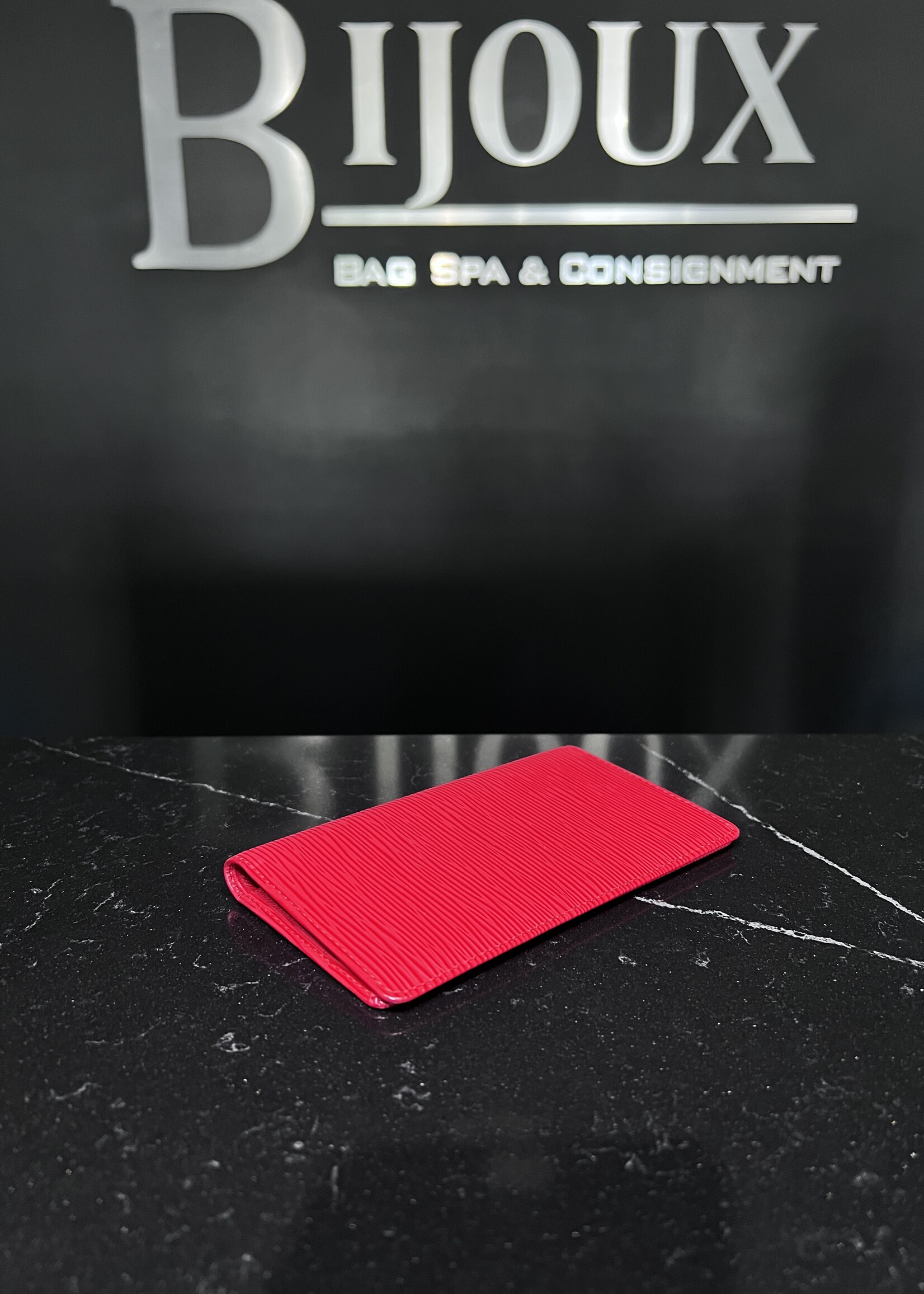 Louis Vuitton Louis Vuitton Epi Red Bifold Wallet