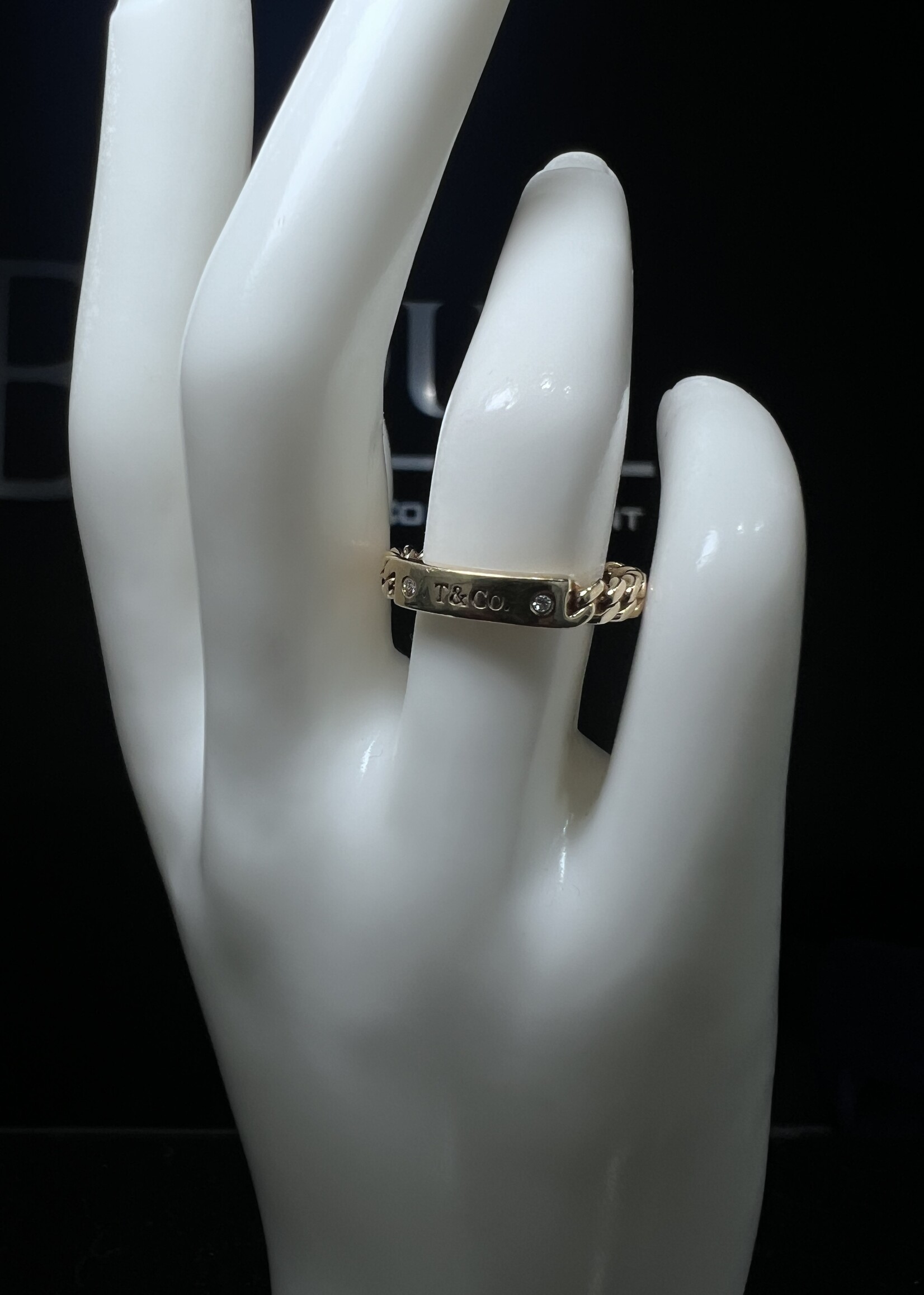 Tiffany & Co Tiffany & Co 18k Gold Micro Link Ring- 8