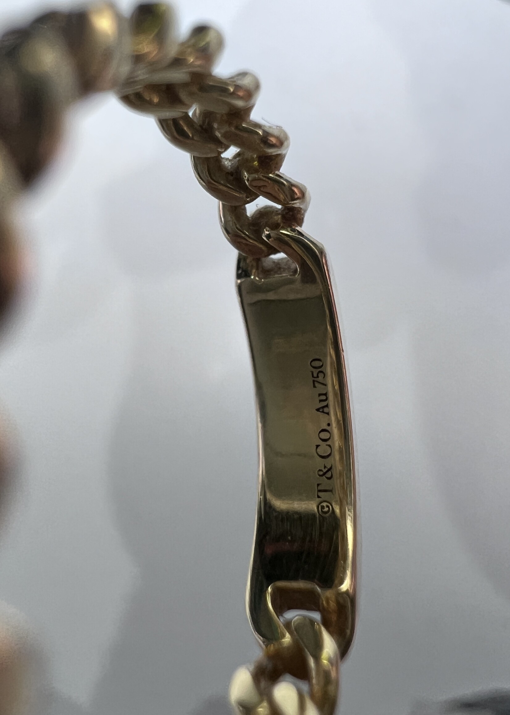 Tiffany & Co Tiffany & Co 18k Gold Micro Link Ring- 8