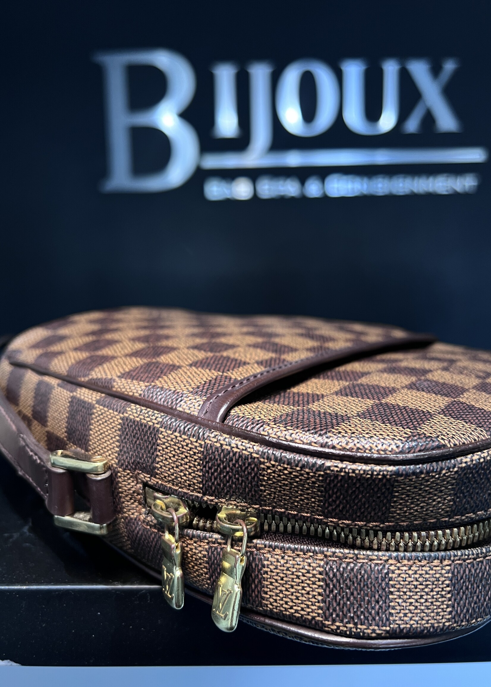Louis Vuitton SOLD - Louis Vuitton Damier Ebene Ipanema PM