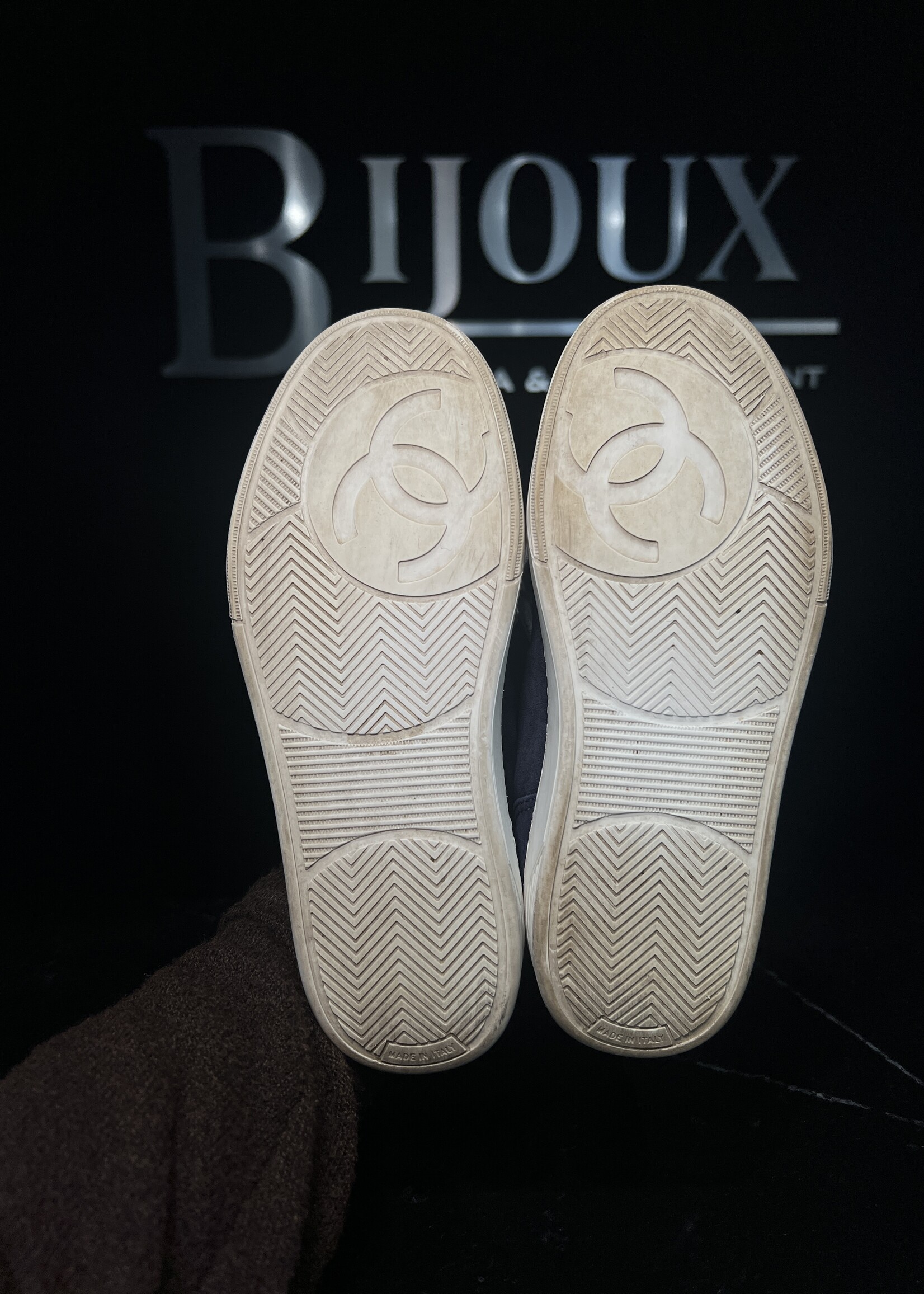 Chanel Chanel Navy Suede Sneakers 35.5