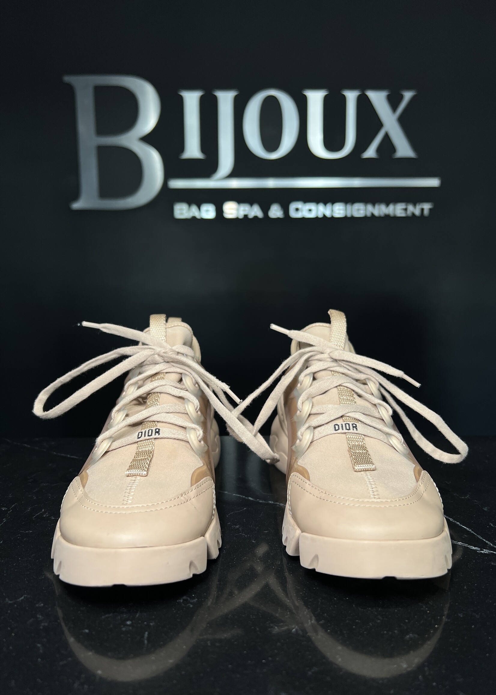 Christian Dior Christian Dior D-Connect Beige Sneakers - 36