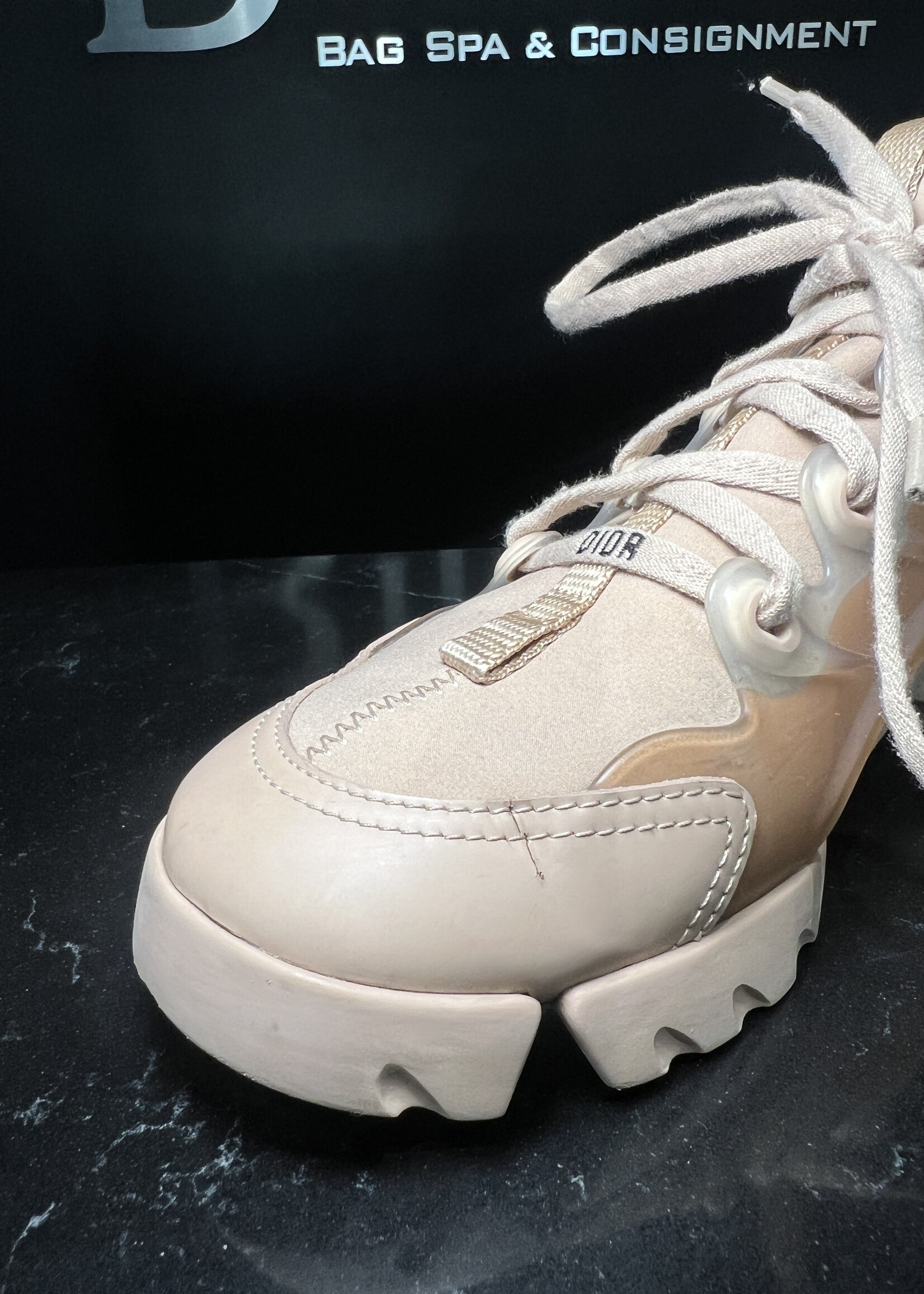 Christian Dior Christian Dior D-Connect Beige Sneakers - 36