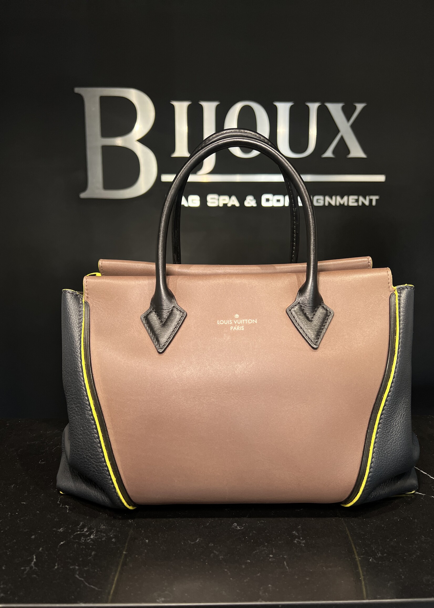 Louis Vuitton Louis Vuitton Cuir Orfevre W PM