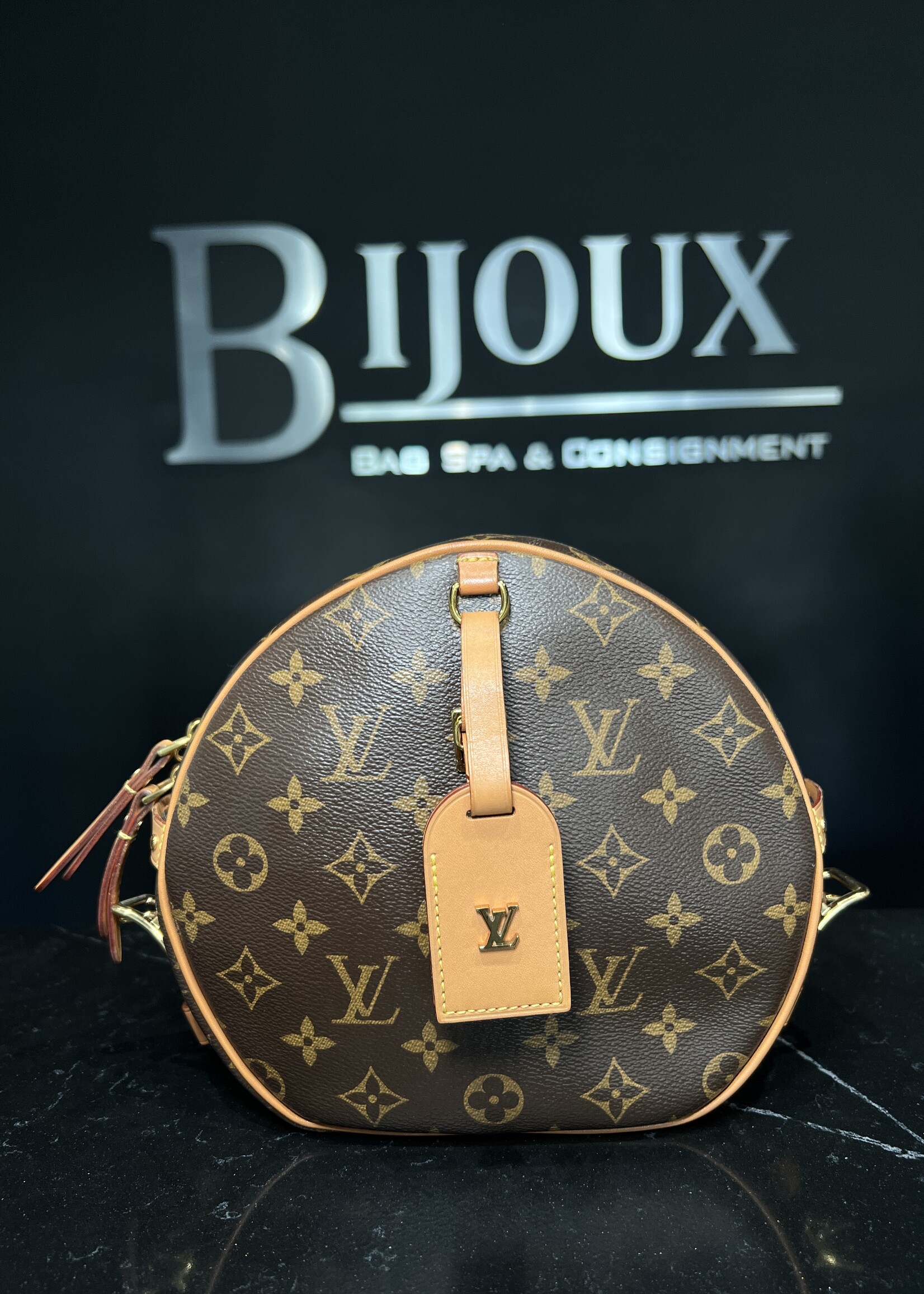 Louis Vuitton Louis Vuitton Boite Chapeau Souple MM