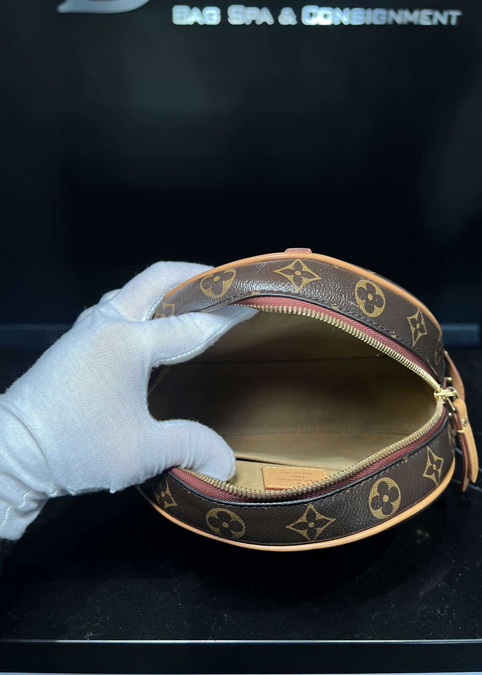 Louis Vuitton Louis Vuitton Boite Chapeau Souple MM