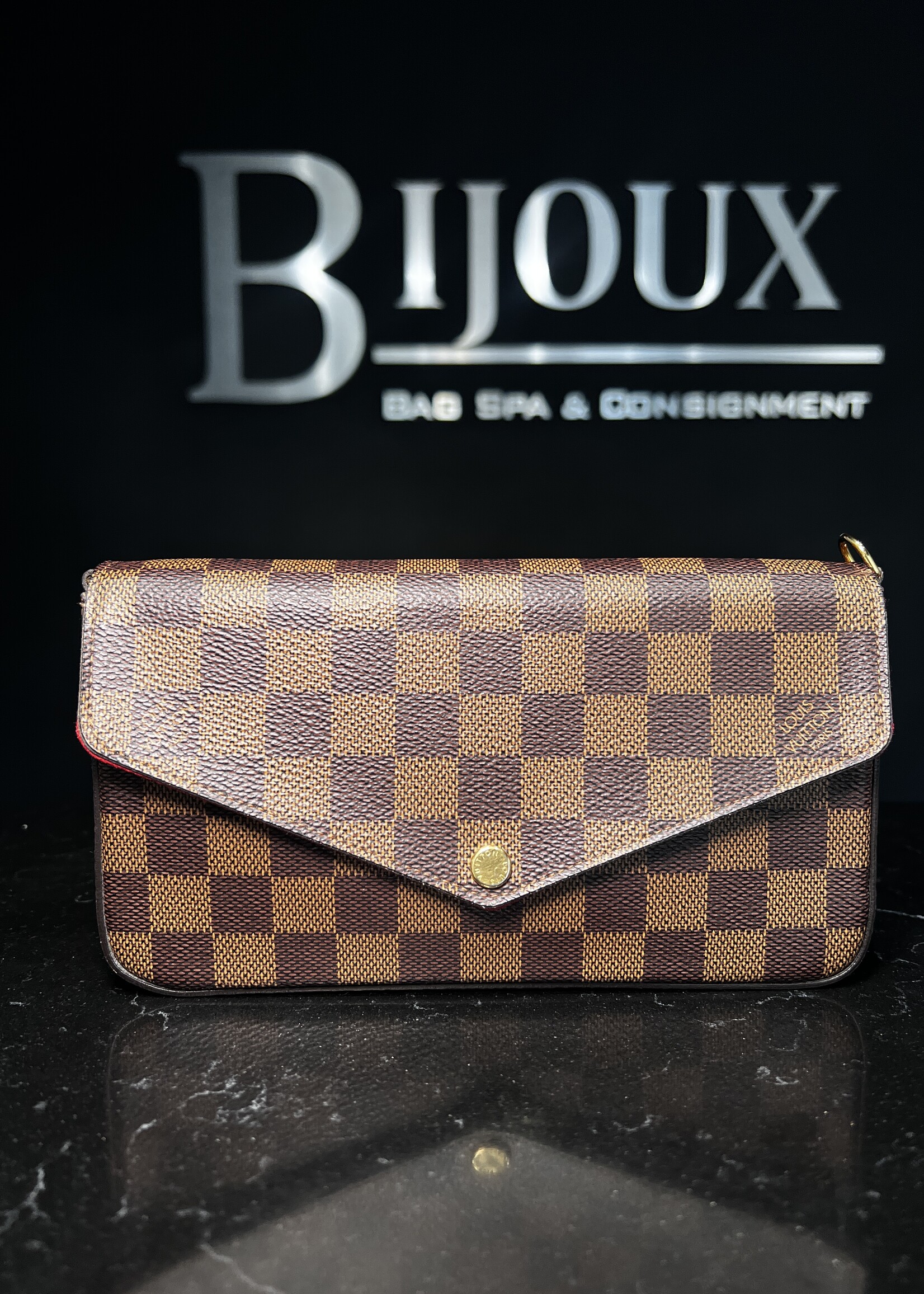 Louis Vuitton Louis Vuitton Pochette Felicie Damier Ebene