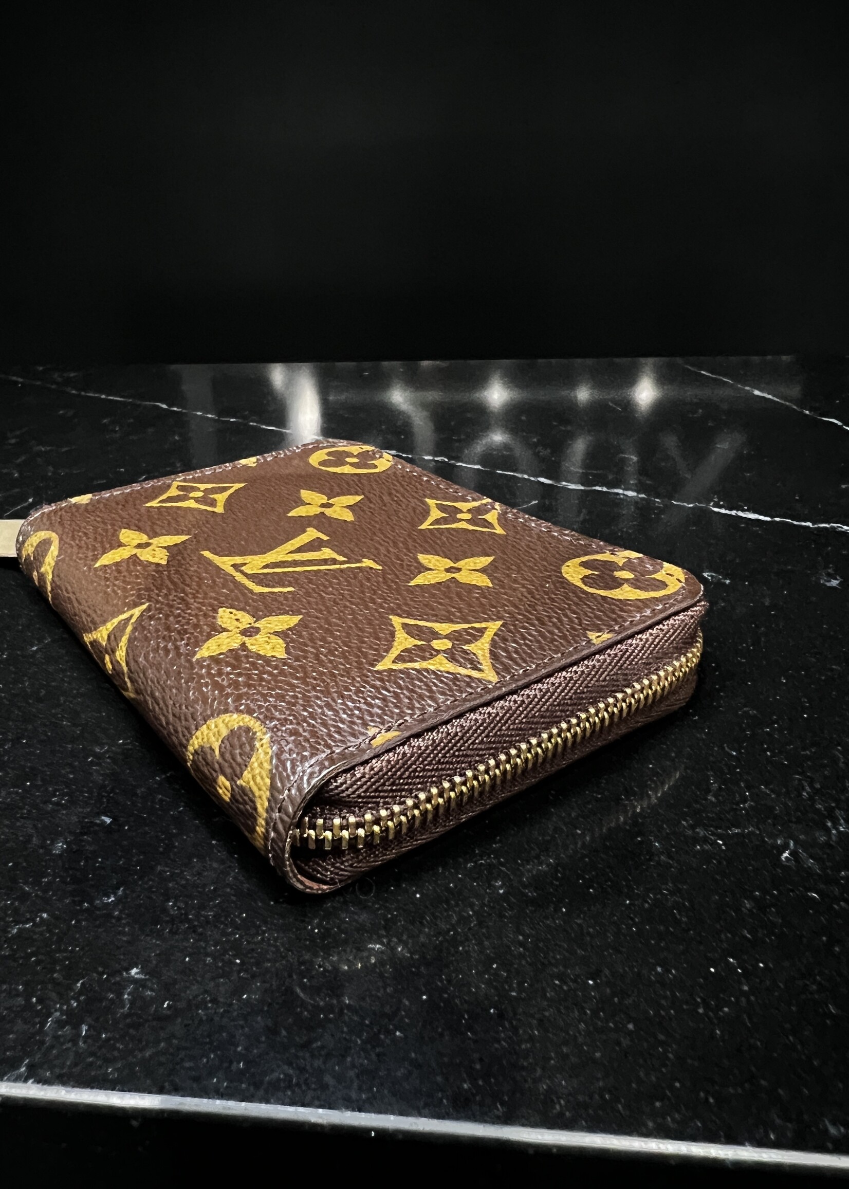 Louis Vuitton SOLD- Louis Vuitton Monogram Zippy Wallet