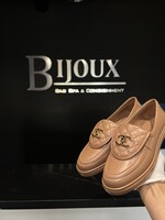 Chanel Chanel CC Turnlock Moccasins - 38