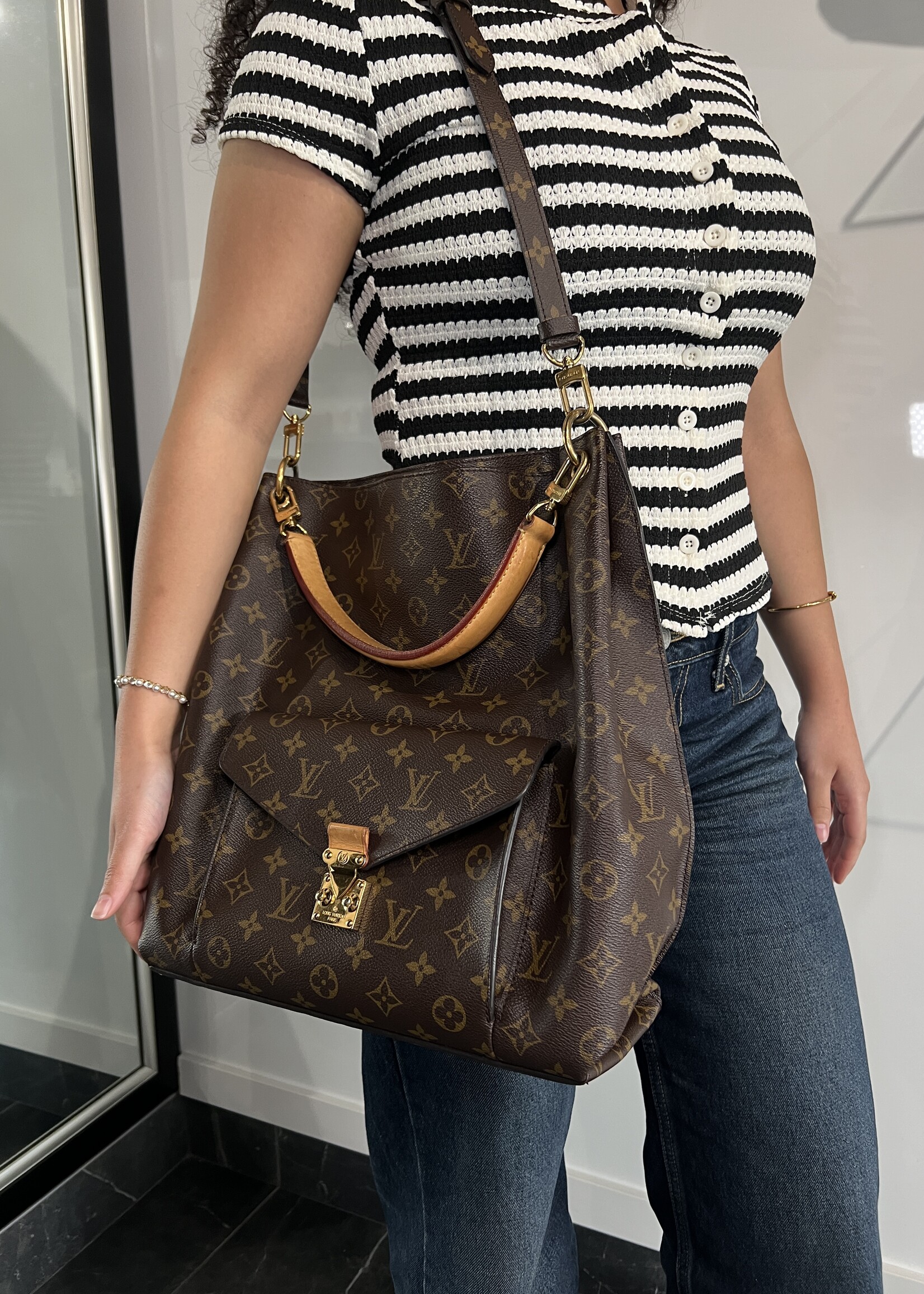 Louis Vuitton SOLD - Louis Vuitton Monogram Metis Hobo Bag