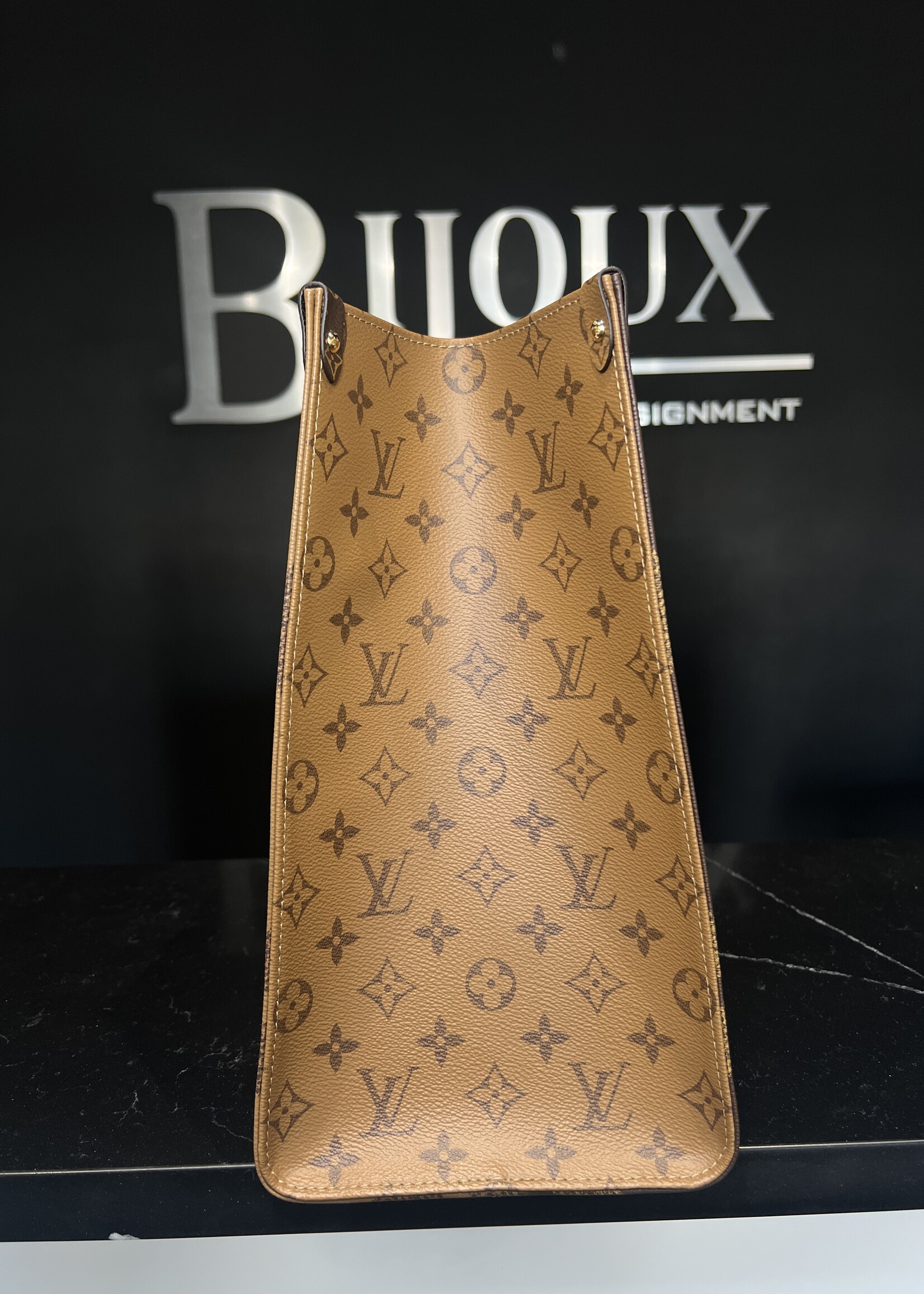 Louis Vuitton Louis Vuitton Reverse On The Go GM