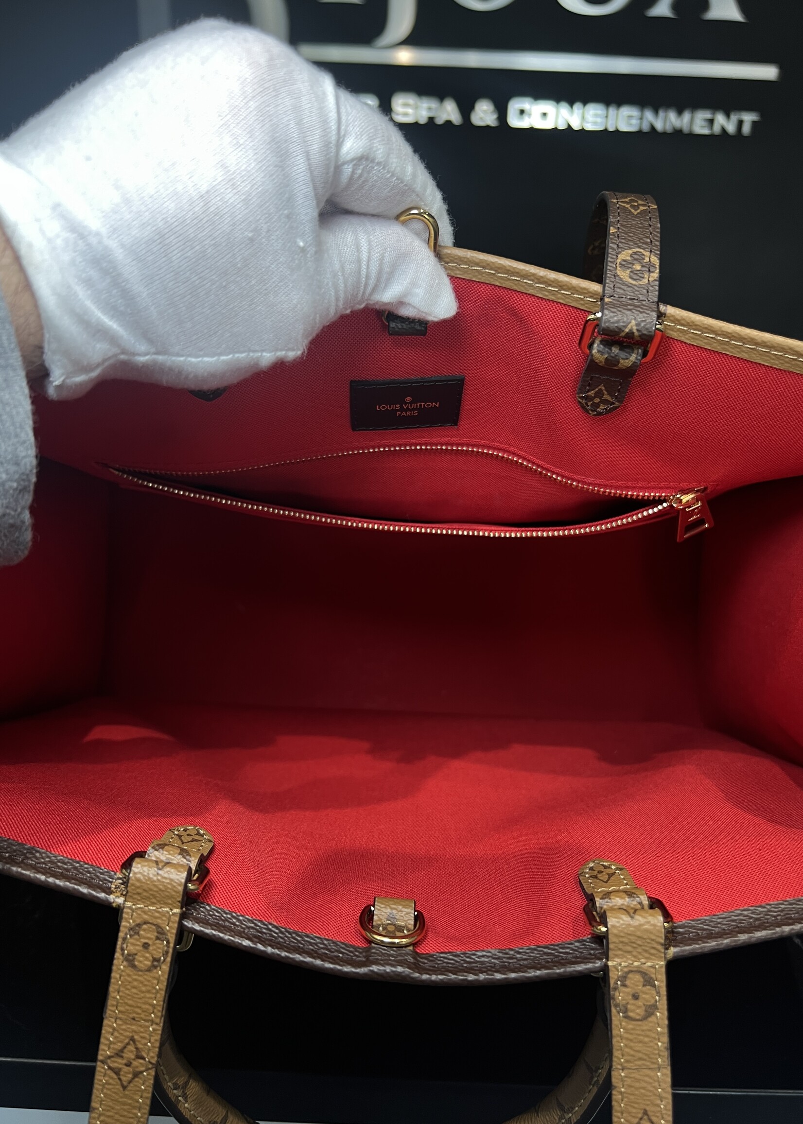 Louis Vuitton Louis Vuitton Reverse On The Go GM