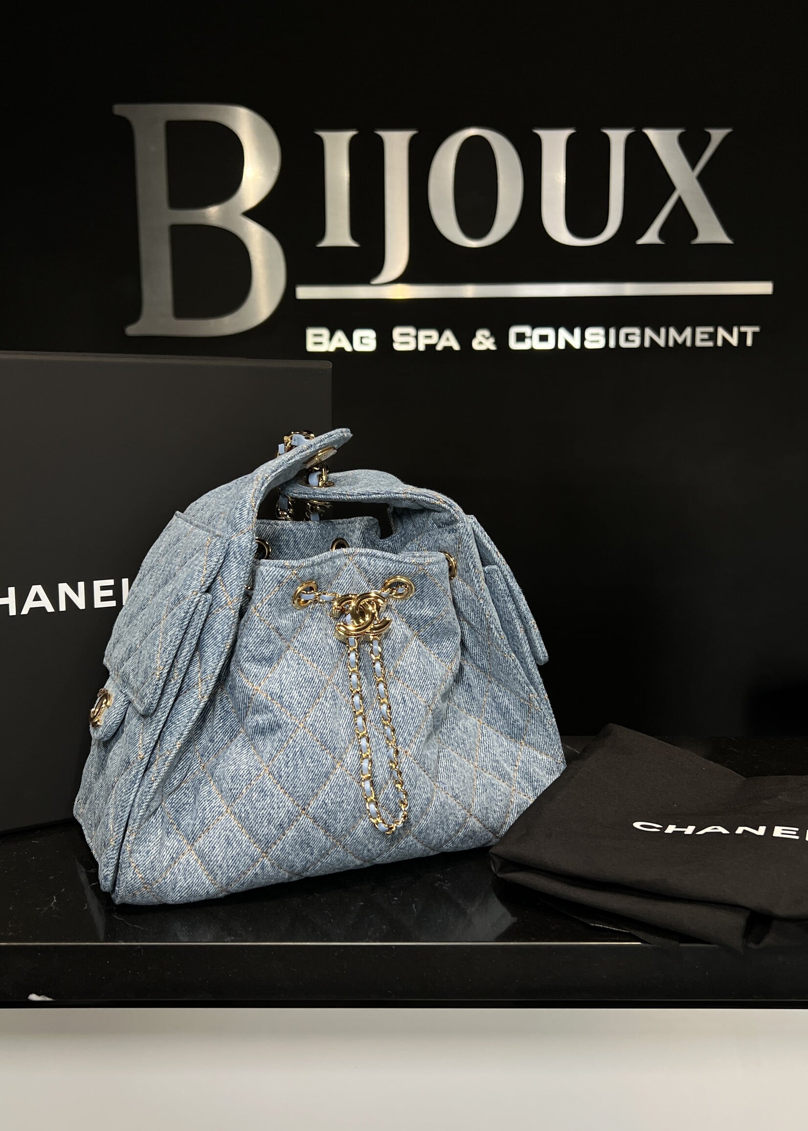 Chanel Chanel 25 Denim Small GHW